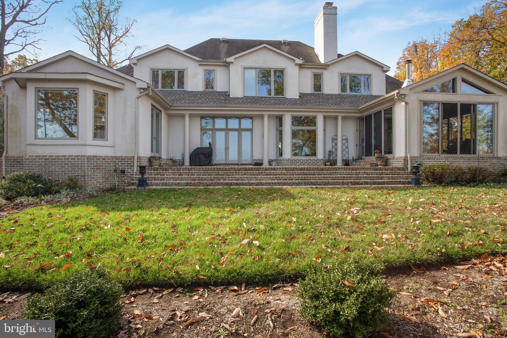 STONINGTON - Residential