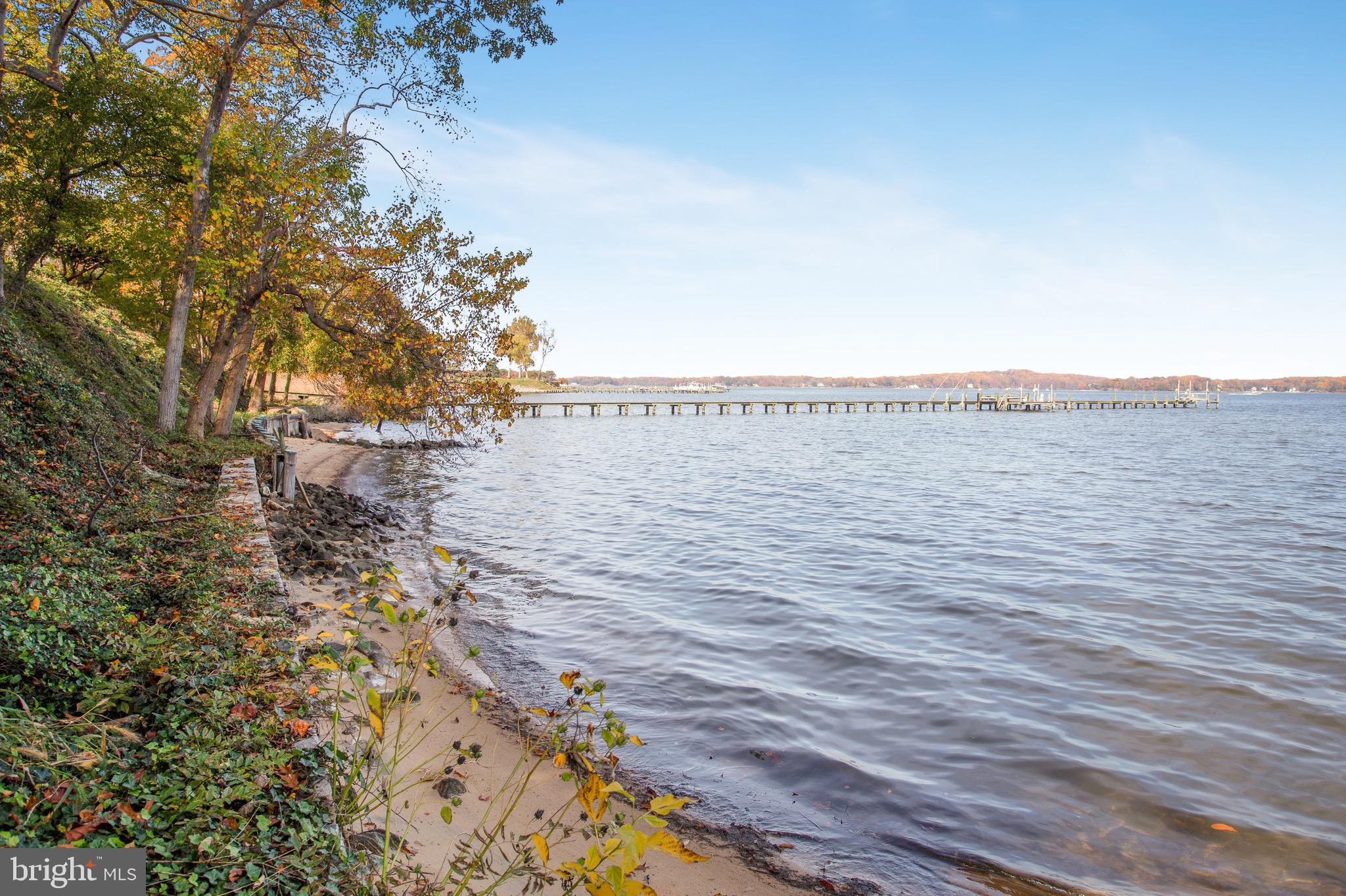 STONINGTON - Residential