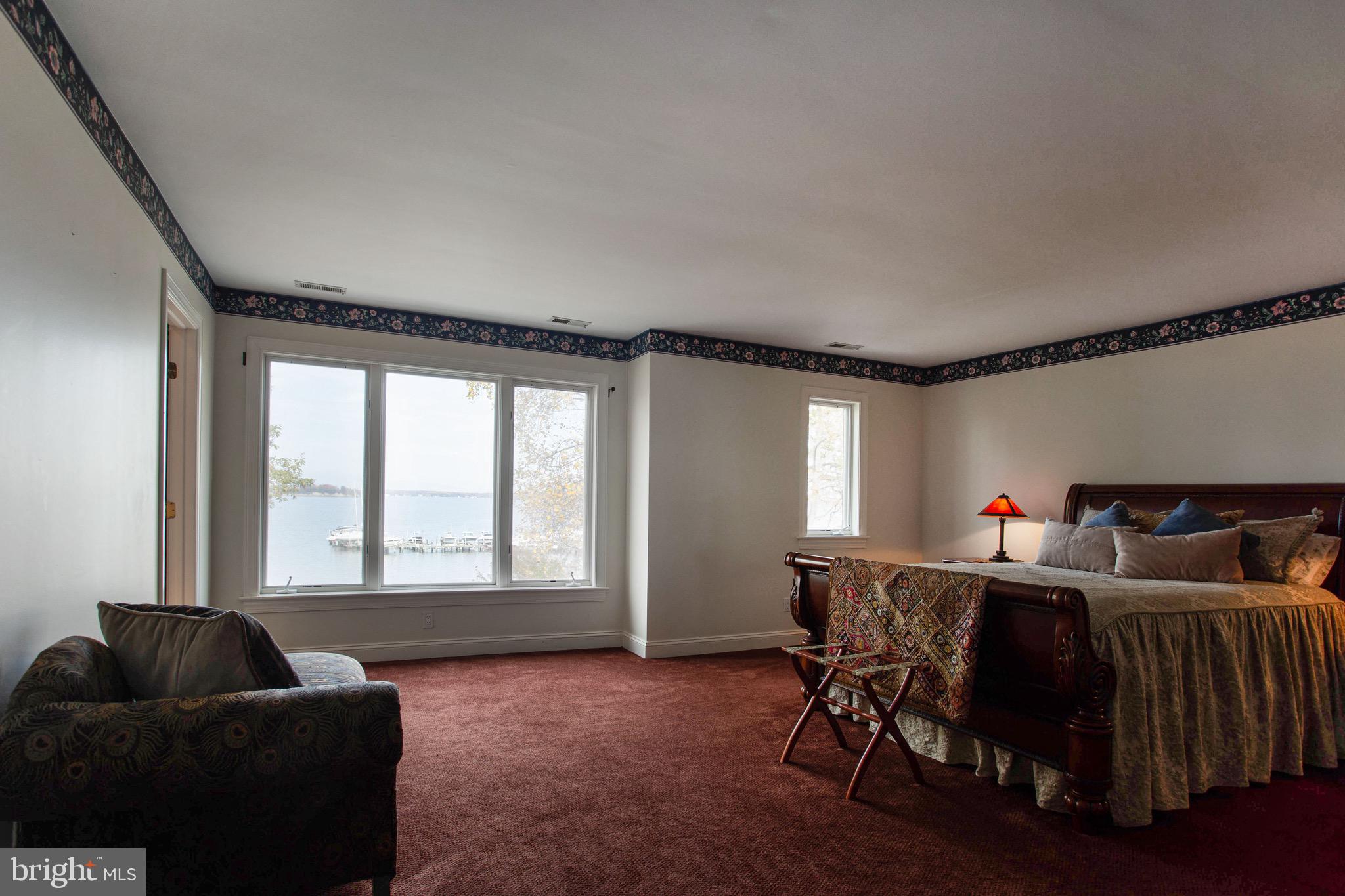 STONINGTON - Residential