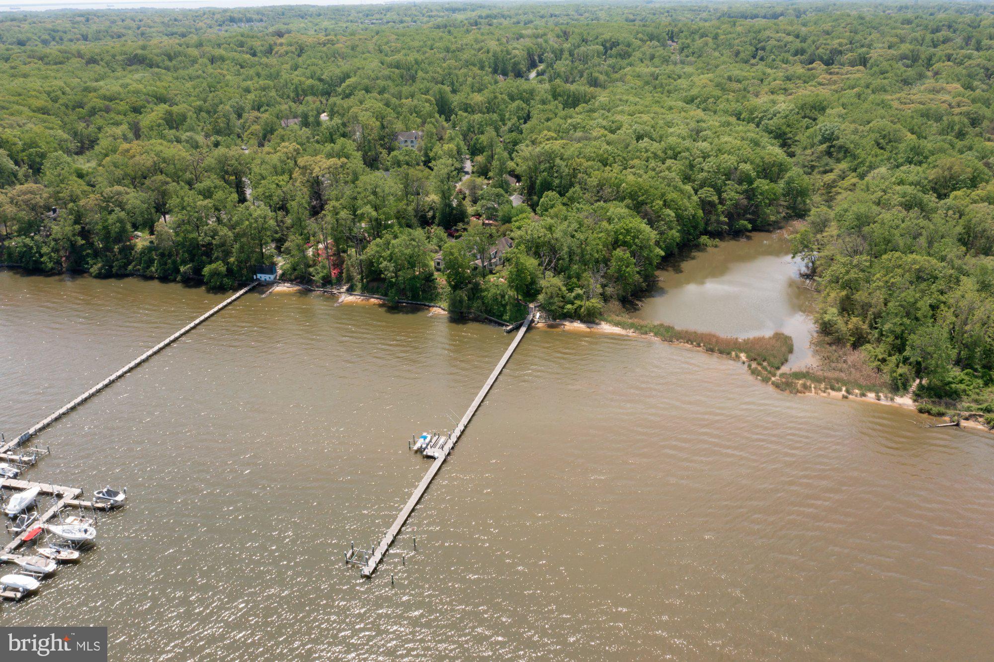 STONINGTON - Residential