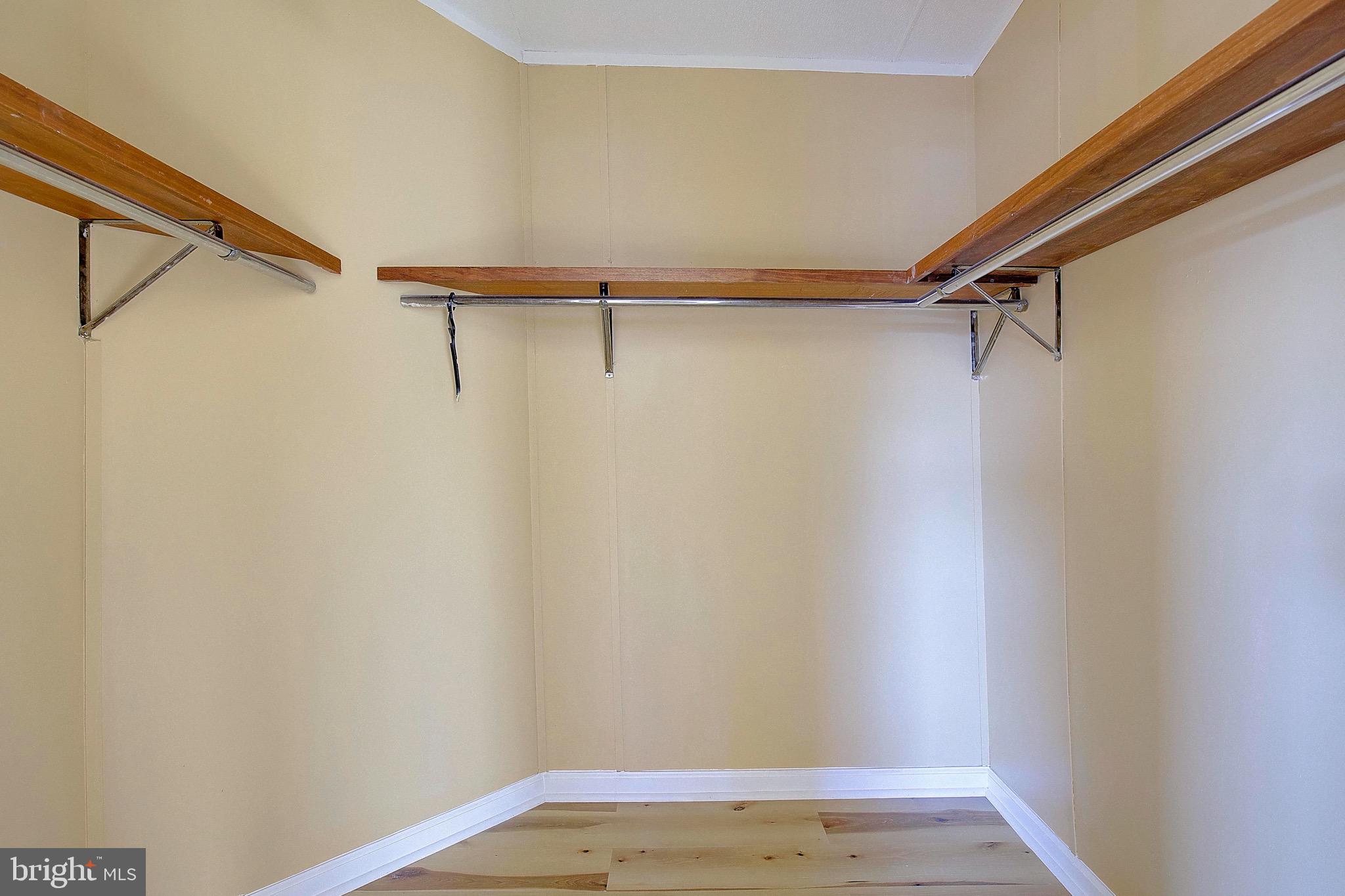 LOTHIAN - Residential