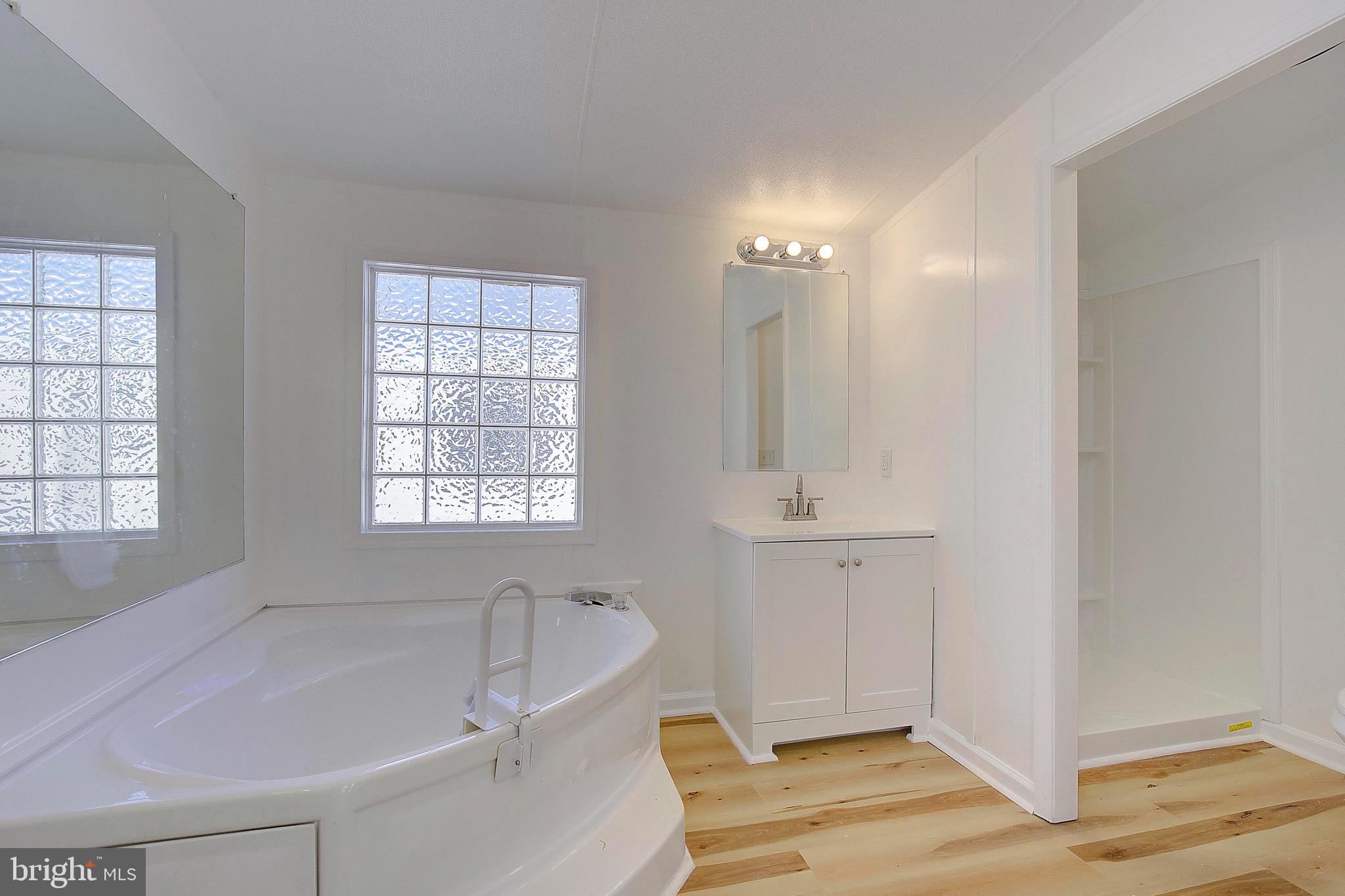 LOTHIAN - Residential