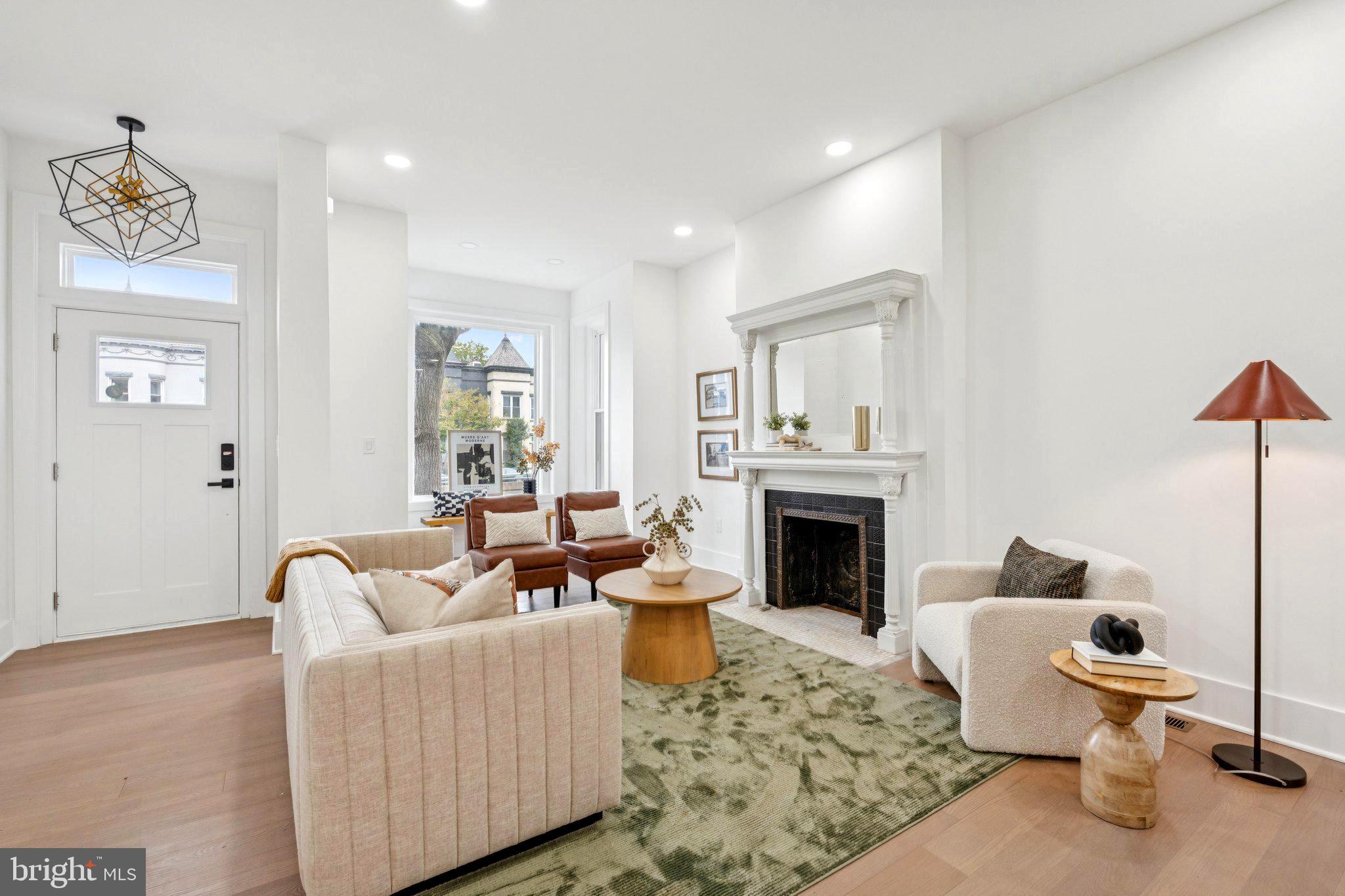 1827 NORTH CAPITOL STREET NE