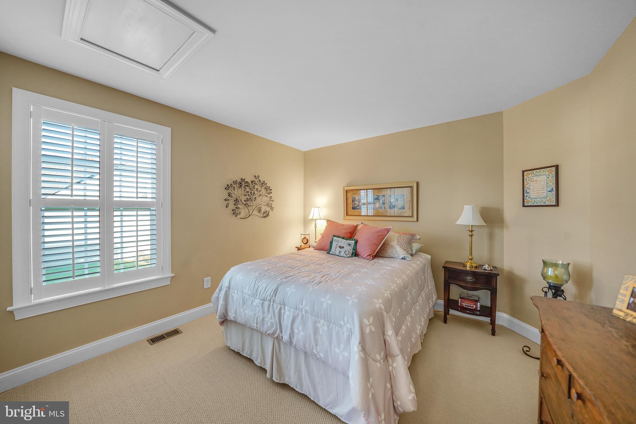 TRADITIONS AT INNI - Residential