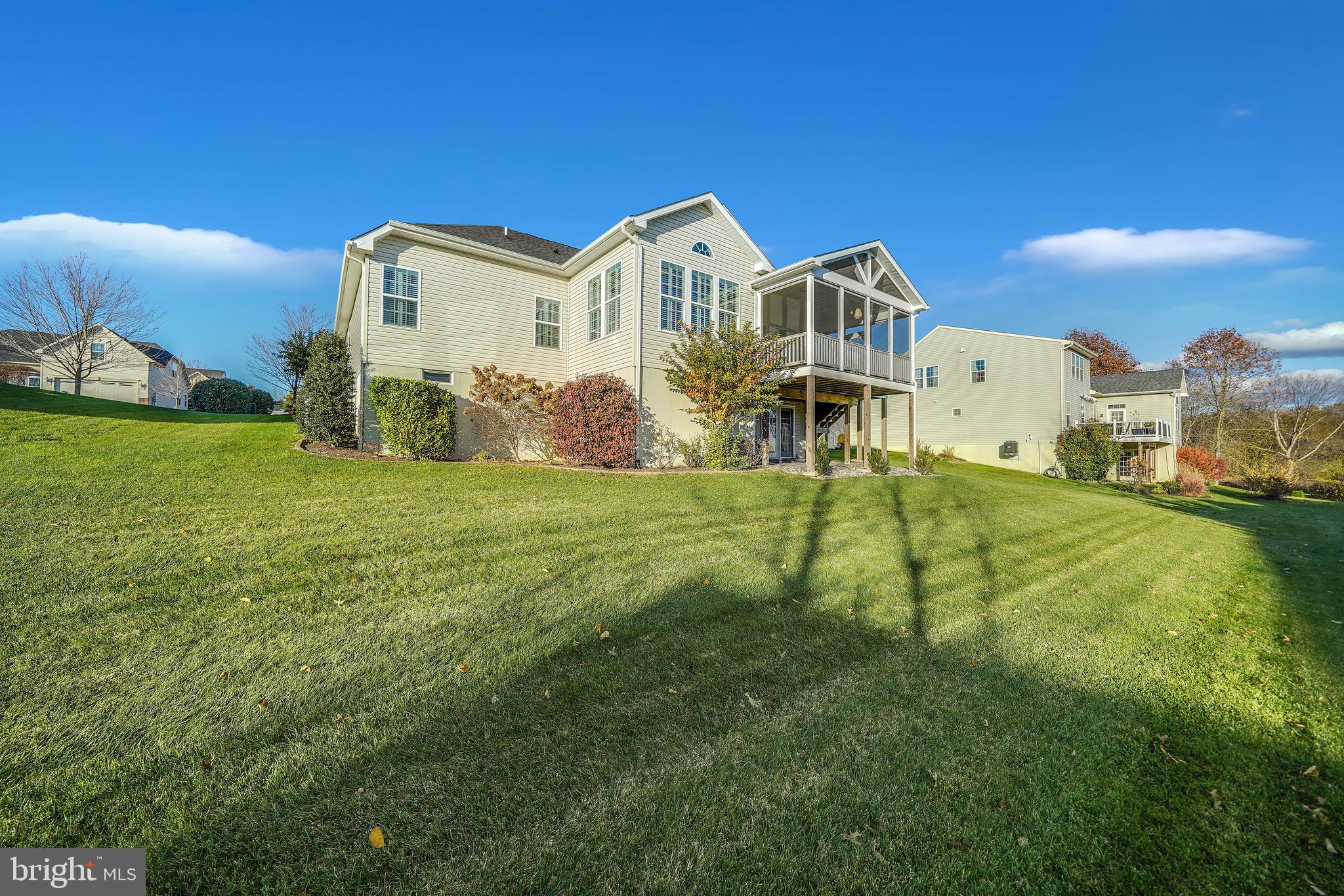 TRADITIONS AT INNI - Residential