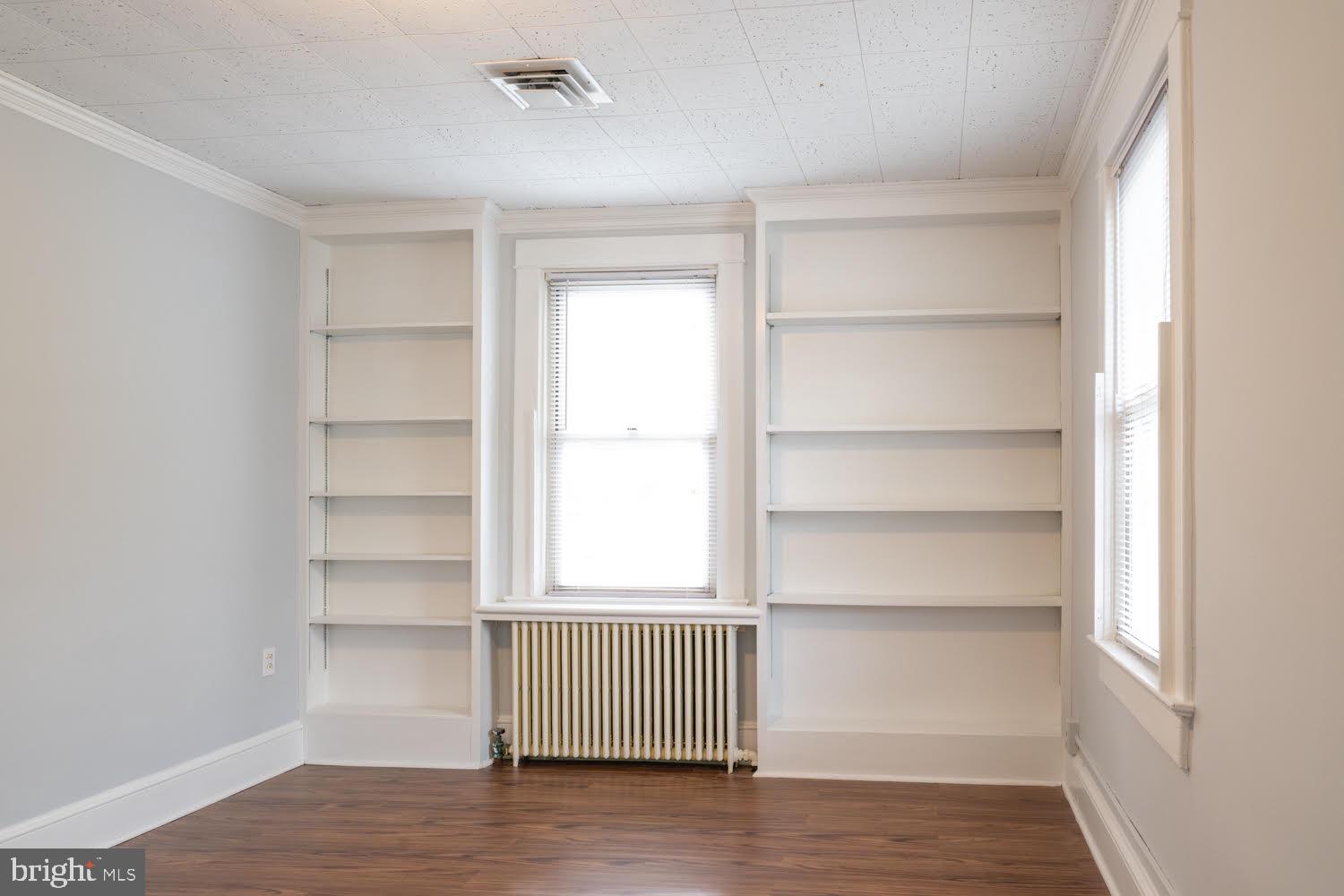 LYON VILLAGE - Residential Lease