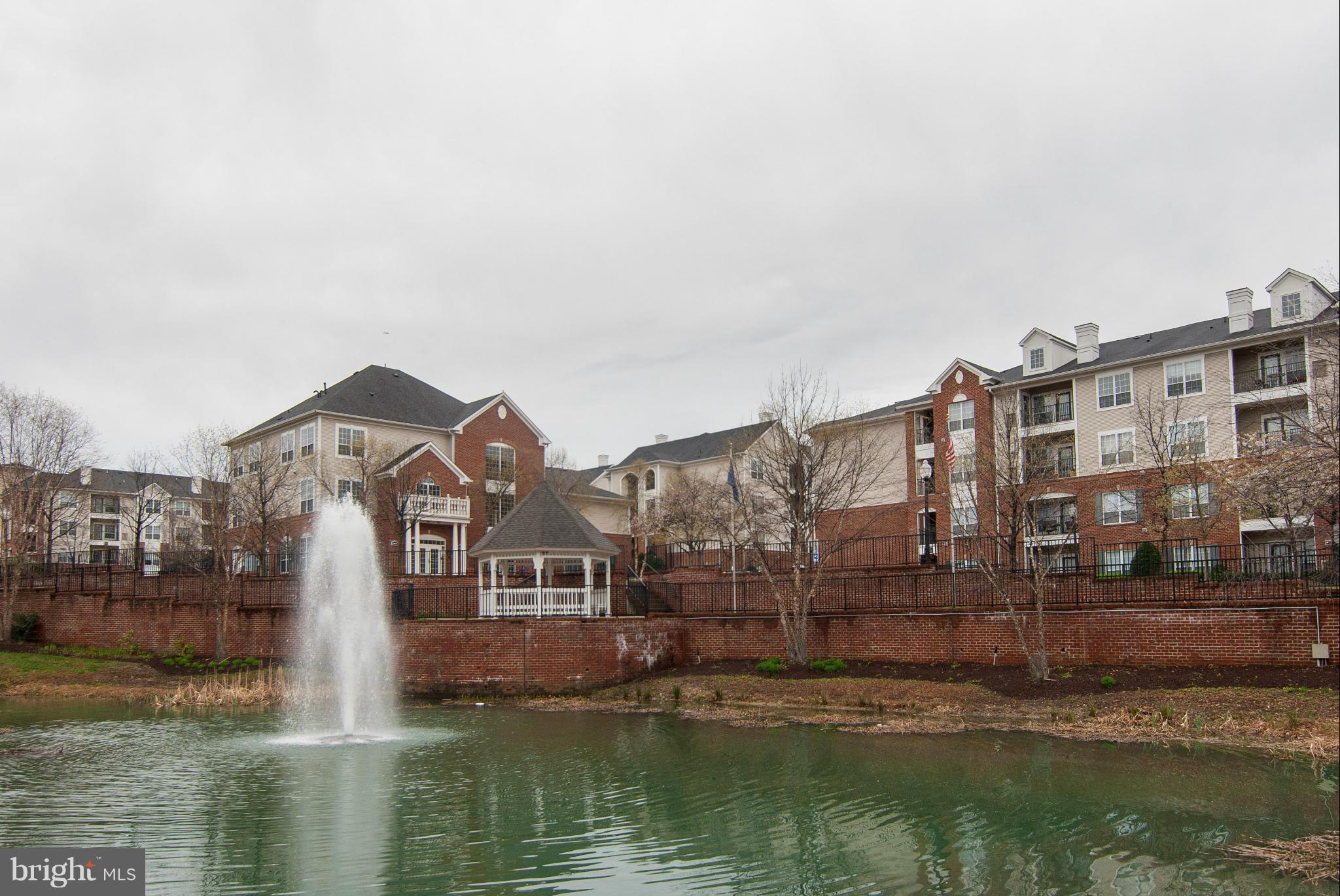 EXCHANGE AT VAN DORN - Residential Lease