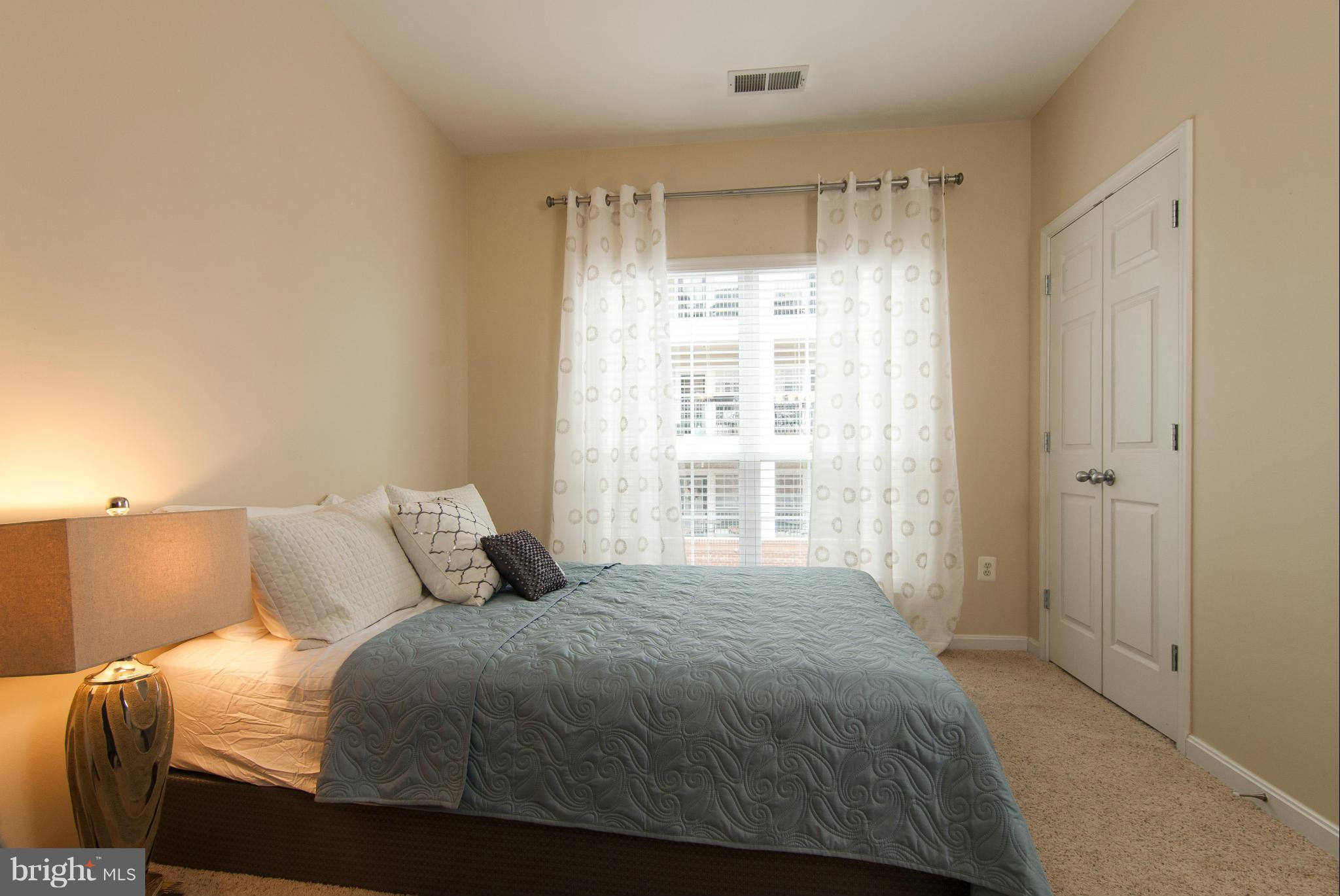 EXCHANGE AT VAN DORN - Residential Lease