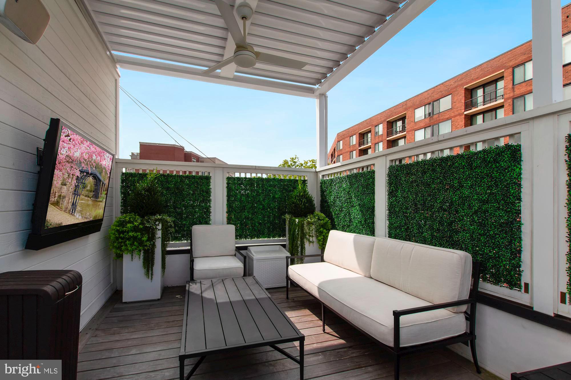 WEST END - Residential