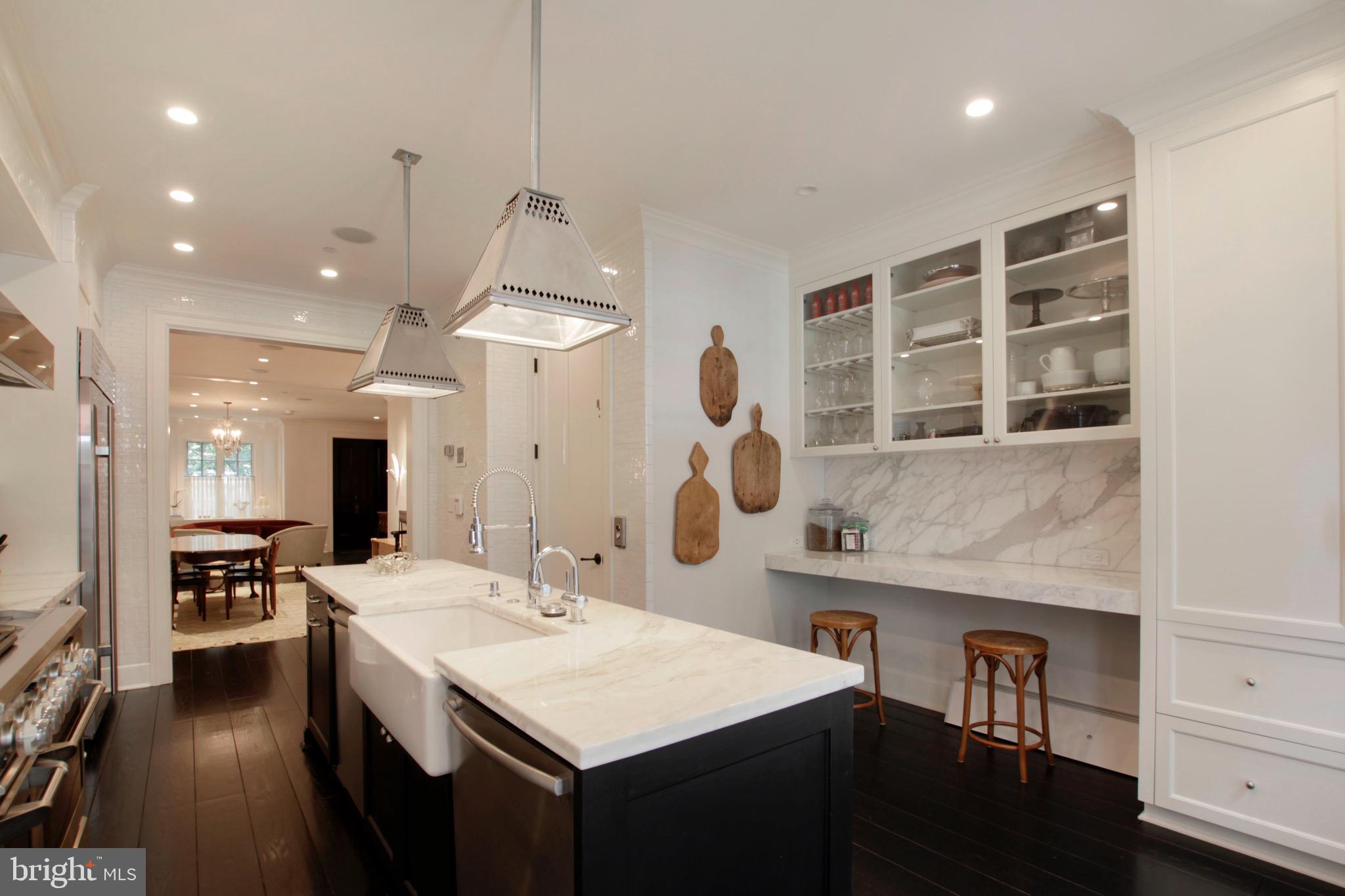 WEST END - Residential