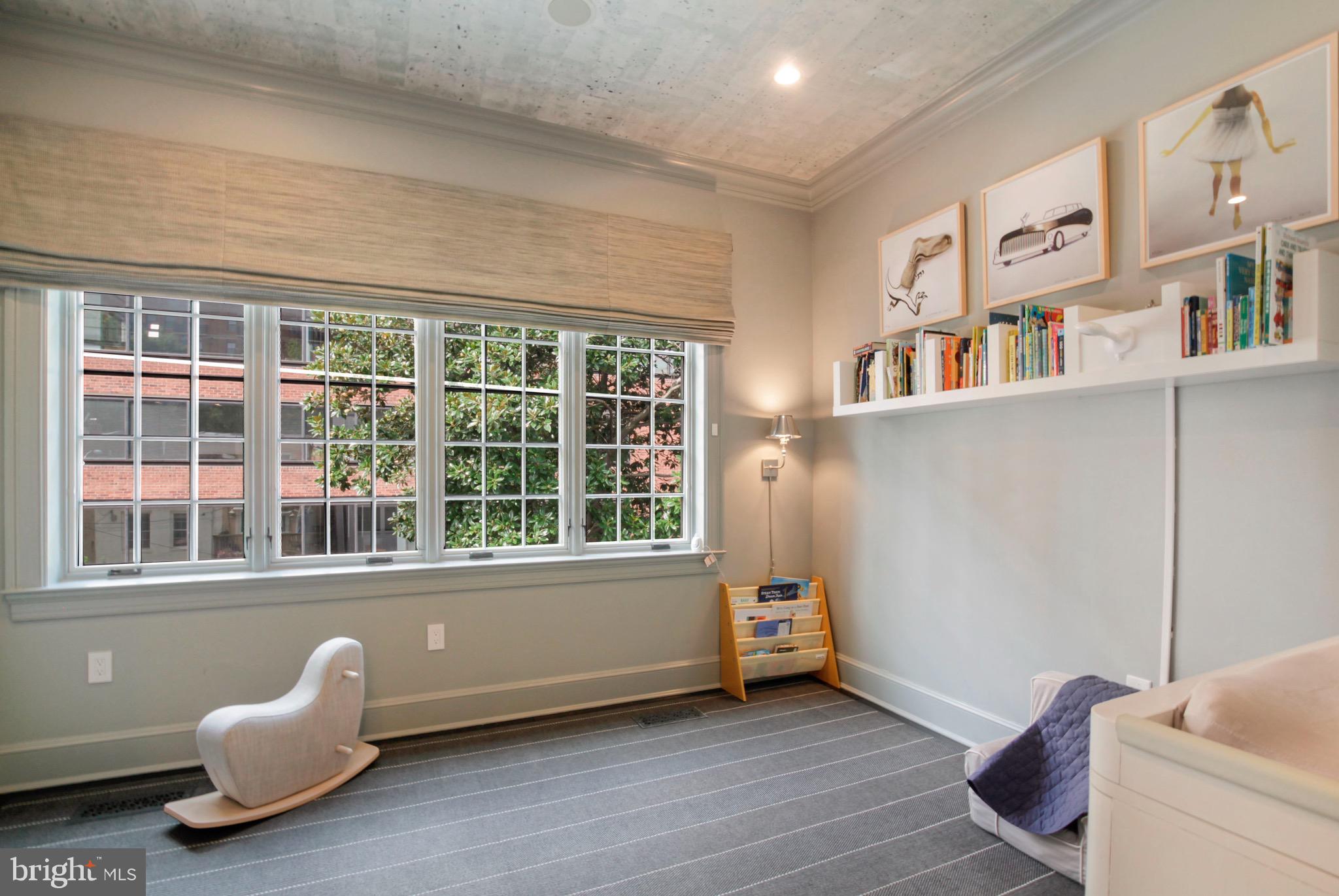 WEST END - Residential