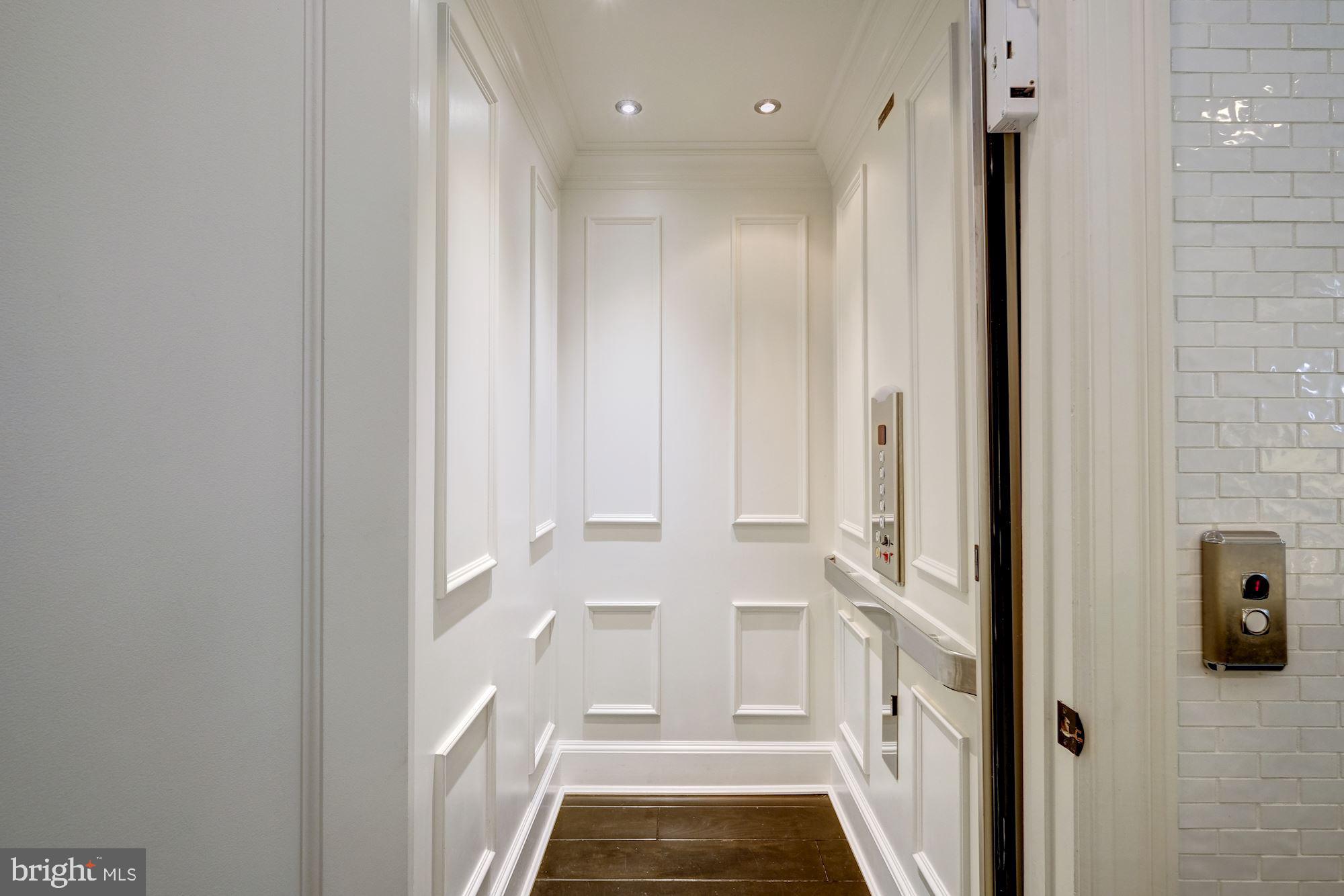 WEST END - Residential