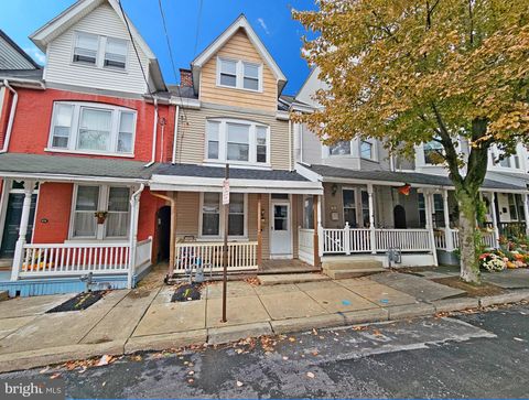 Photo of 426 Nevin Street, LANCASTER, PA 17603 (MLS # PALA2078096)