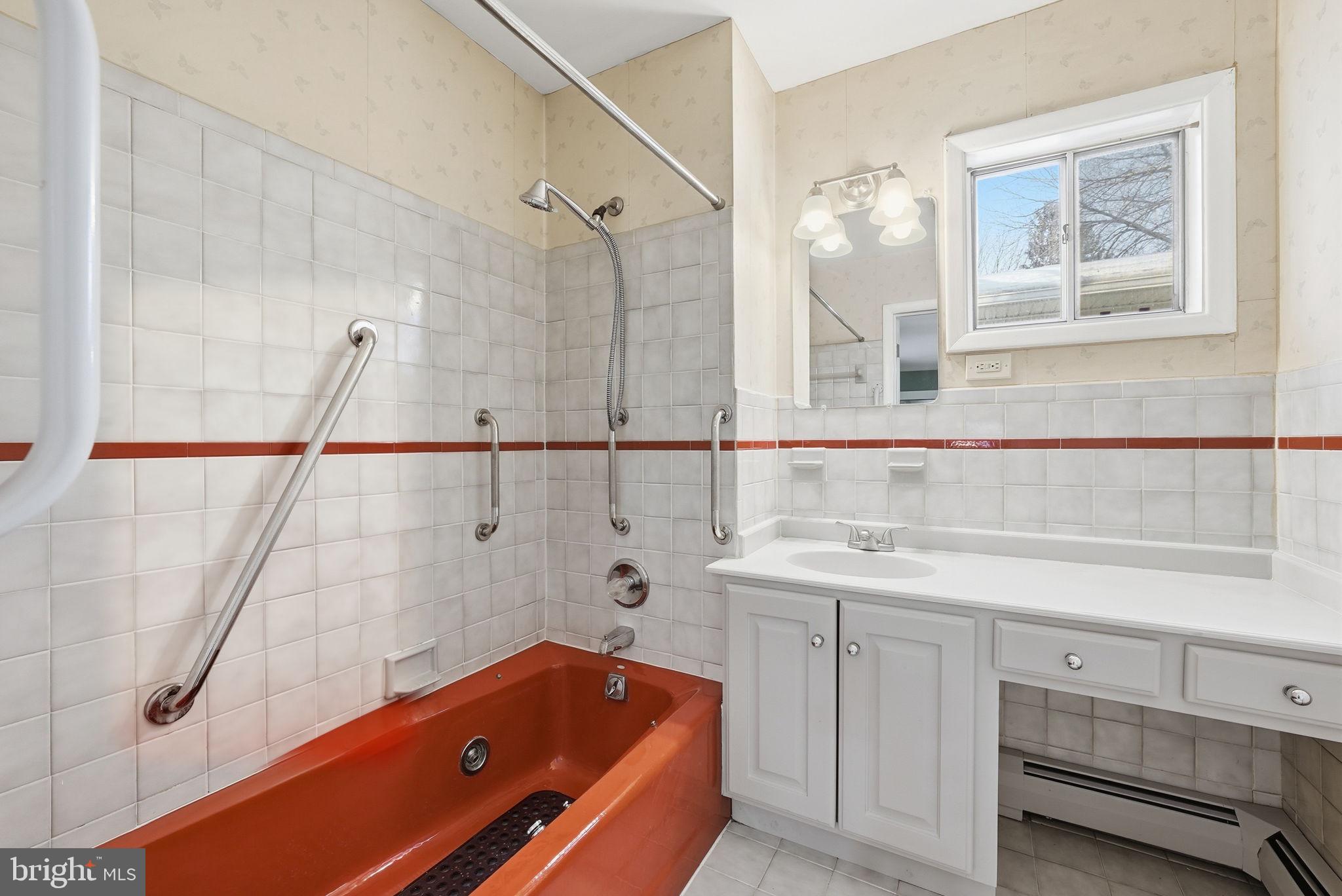 SPRING VALLEY - Residential