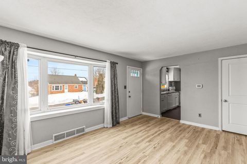 102 ROCKWOOD AVENUE YORK PA 17406