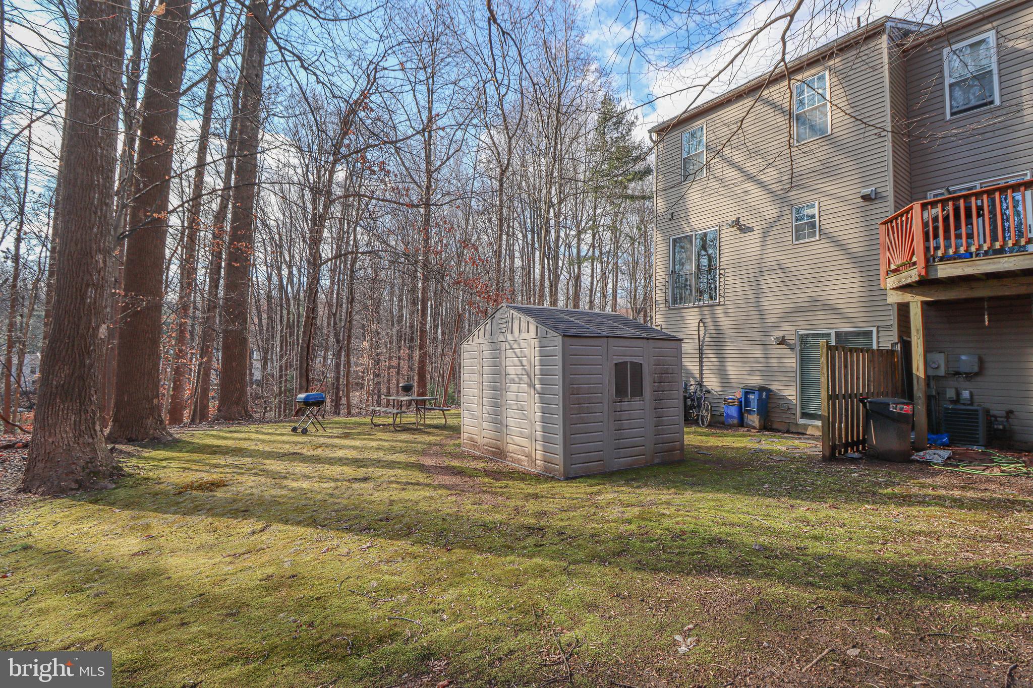 BONIFANT WOODS - Residential