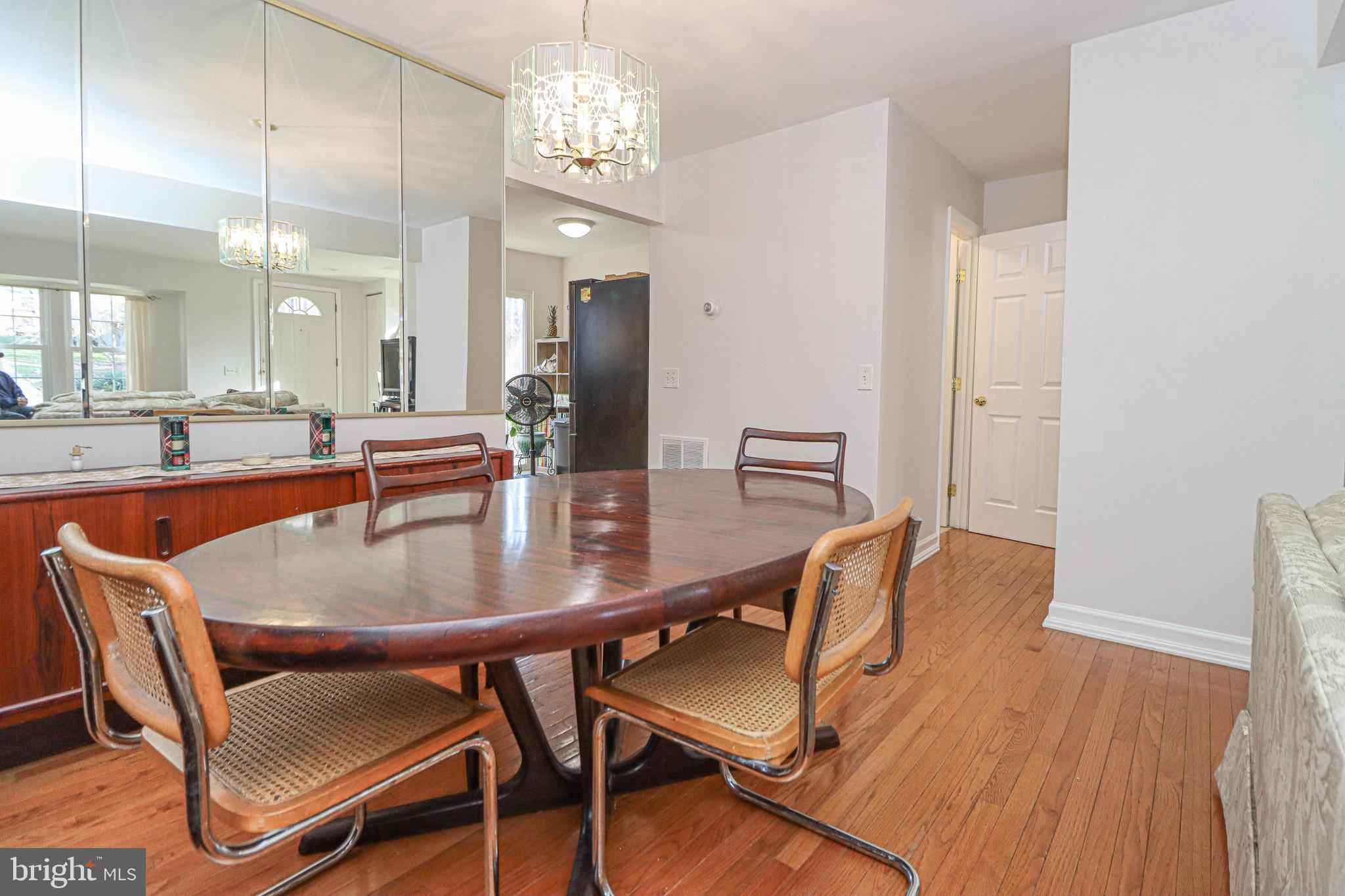 BONIFANT WOODS - Residential