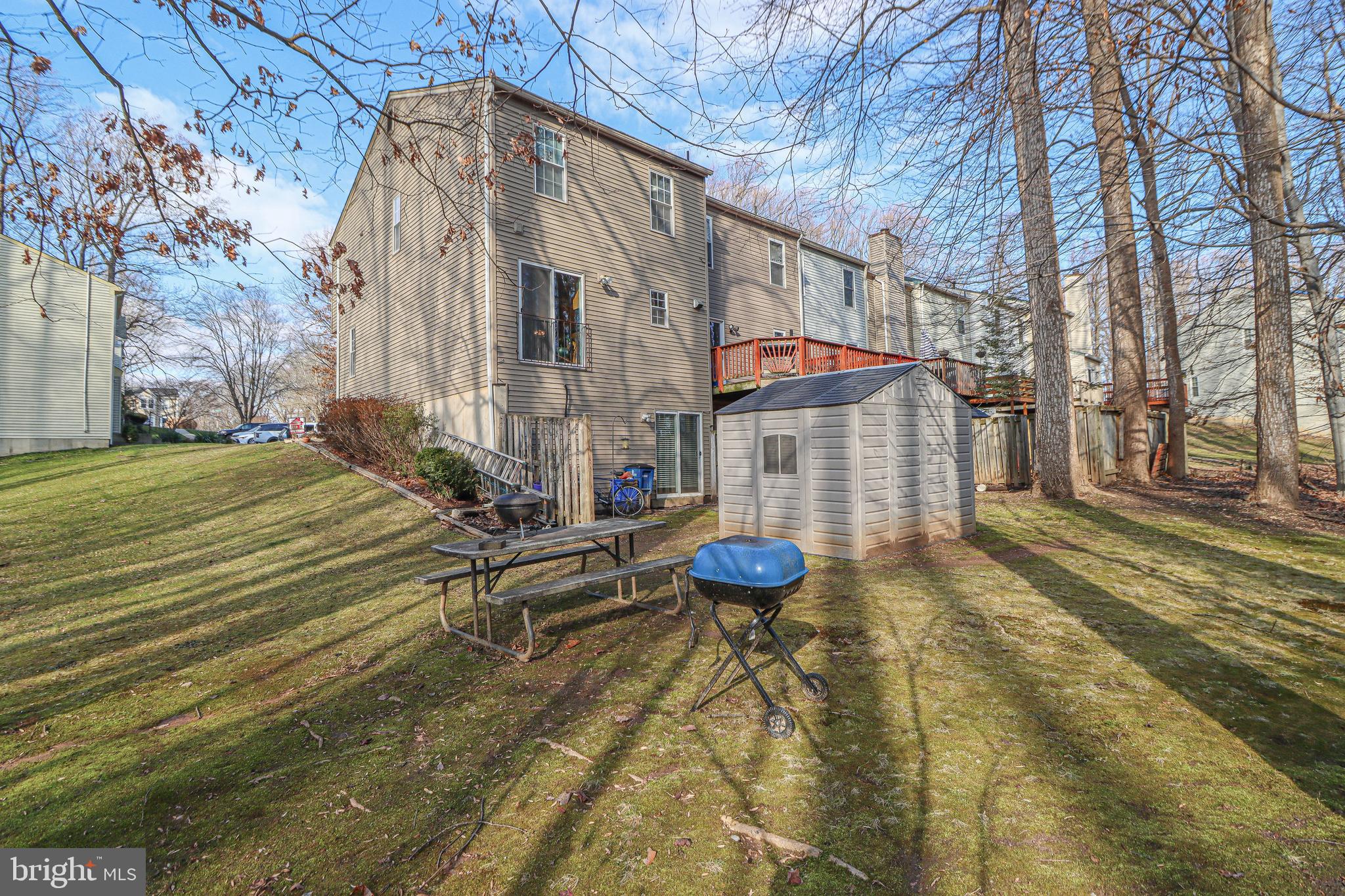 BONIFANT WOODS - Residential