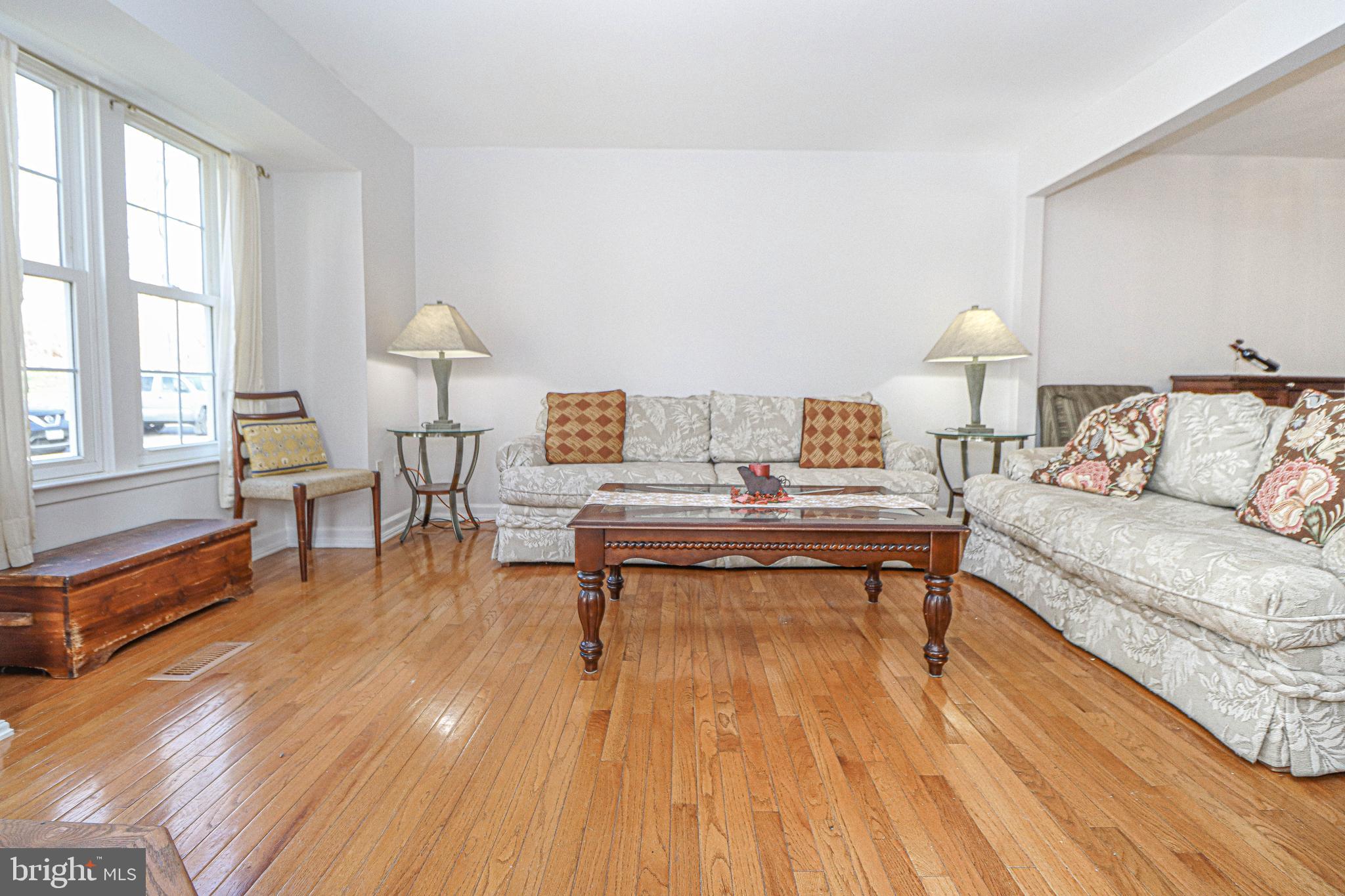 BONIFANT WOODS - Residential