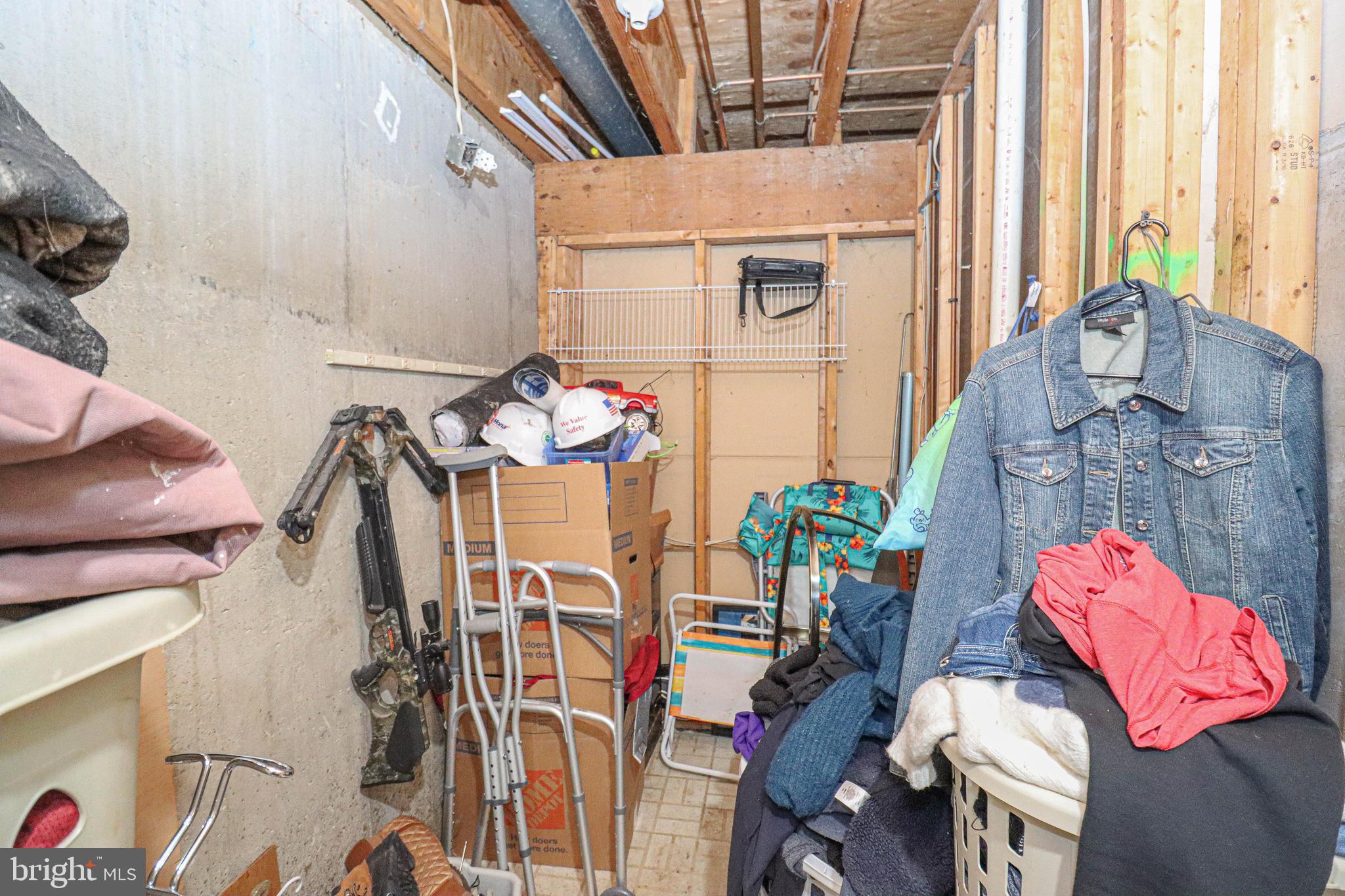 BONIFANT WOODS - Residential