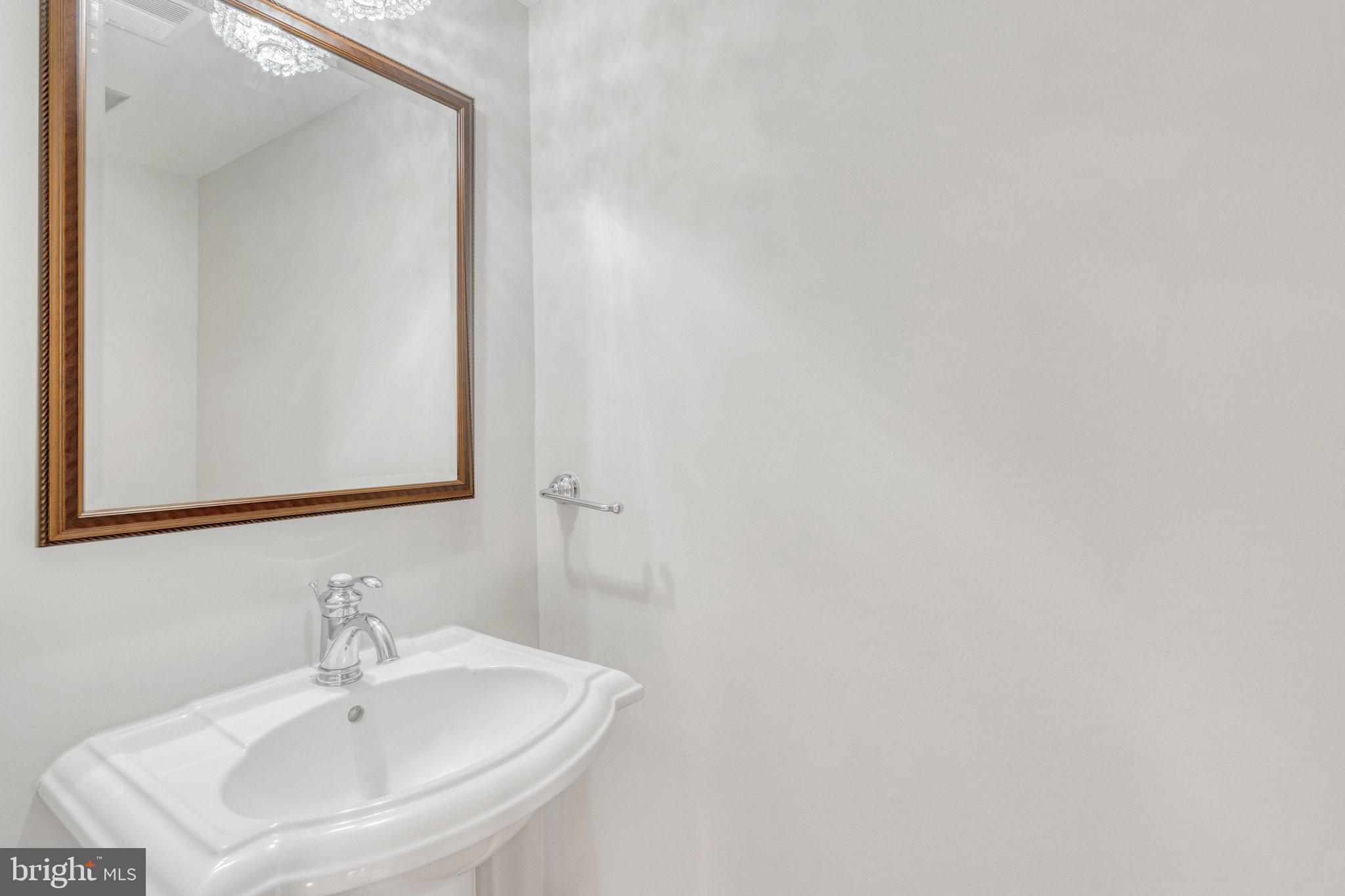 HUNTER VILLAGE - Residential