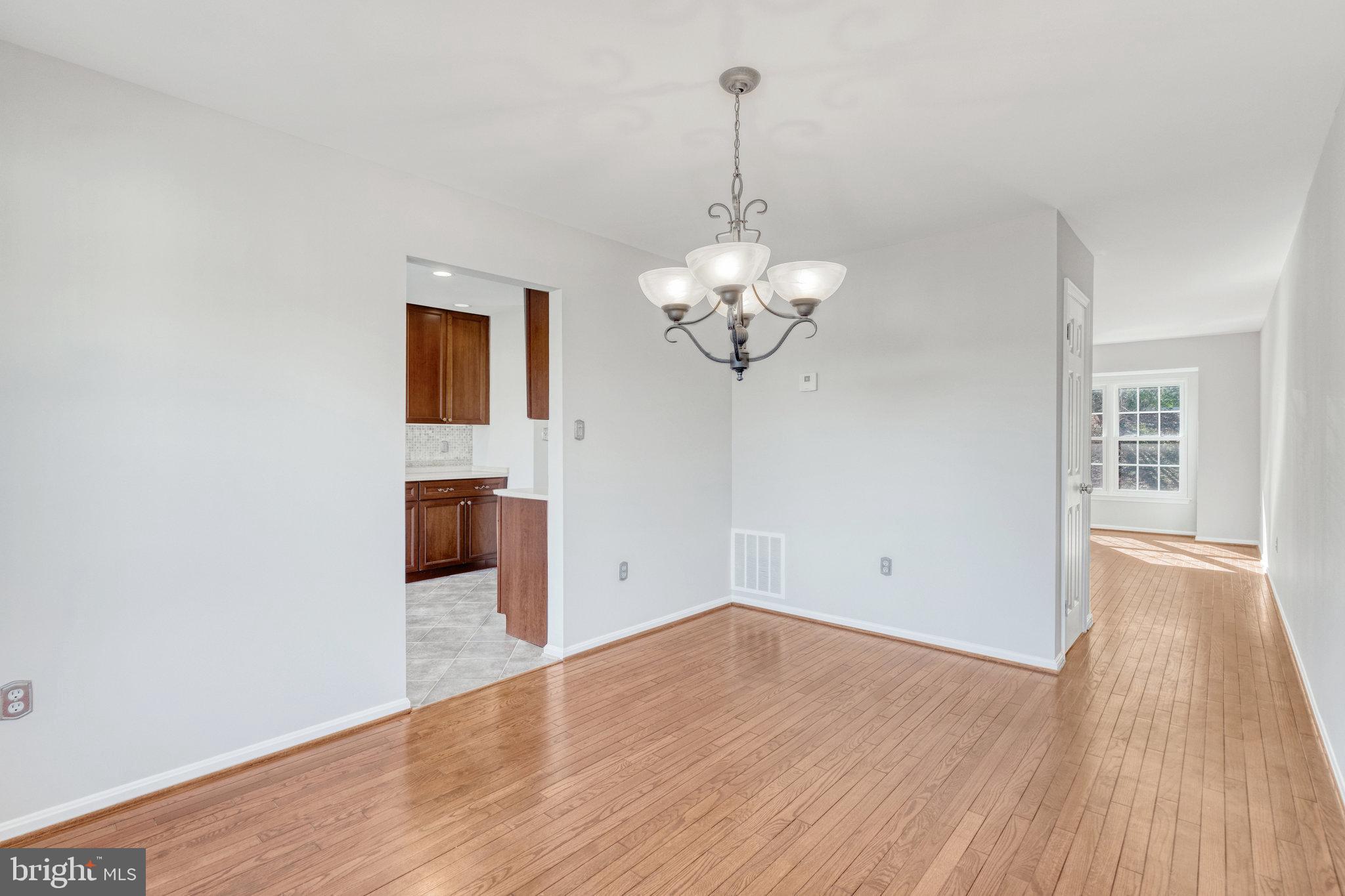 HUNTER VILLAGE - Residential