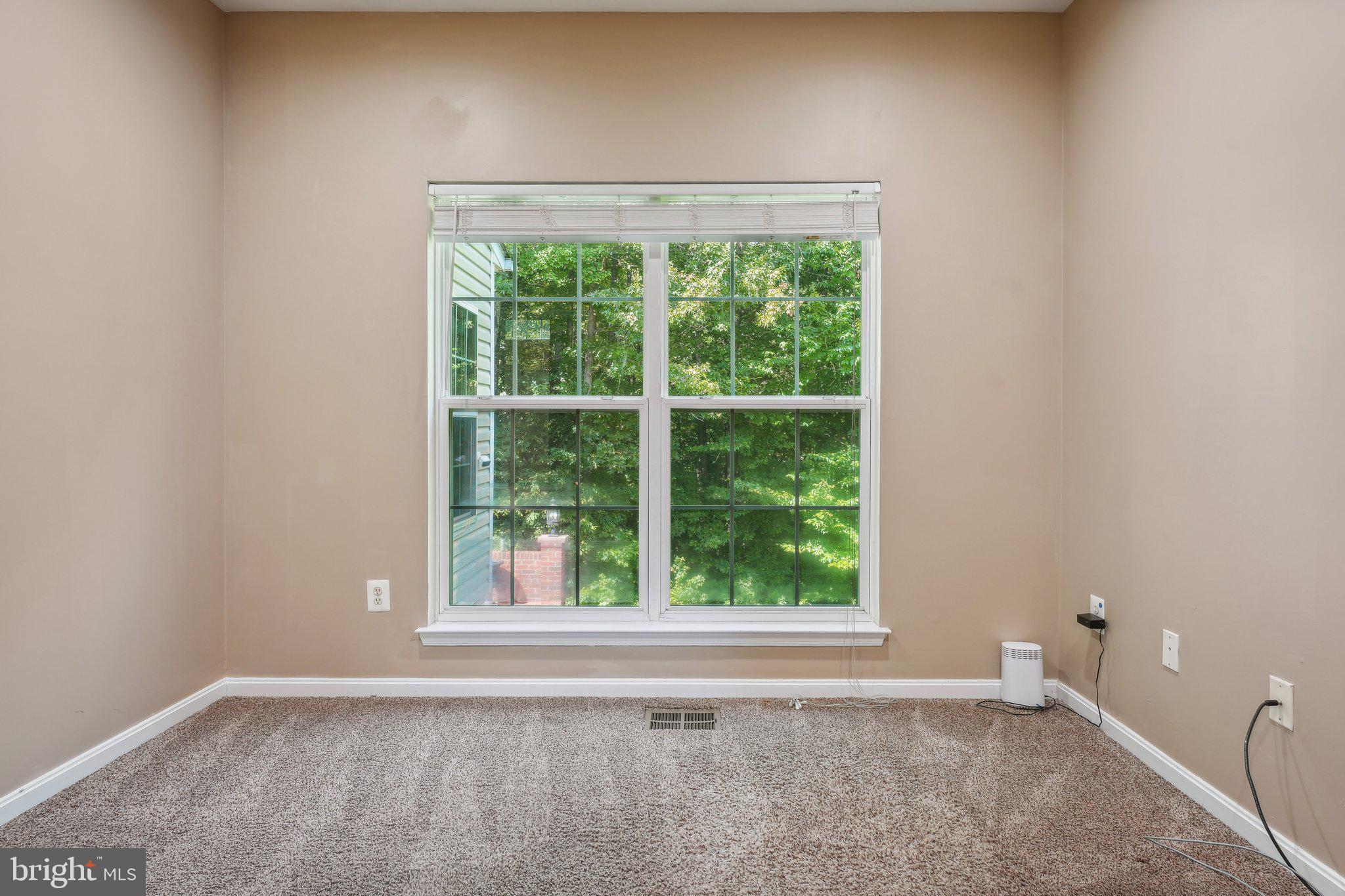 LINWOOD KNOLLS - Residential