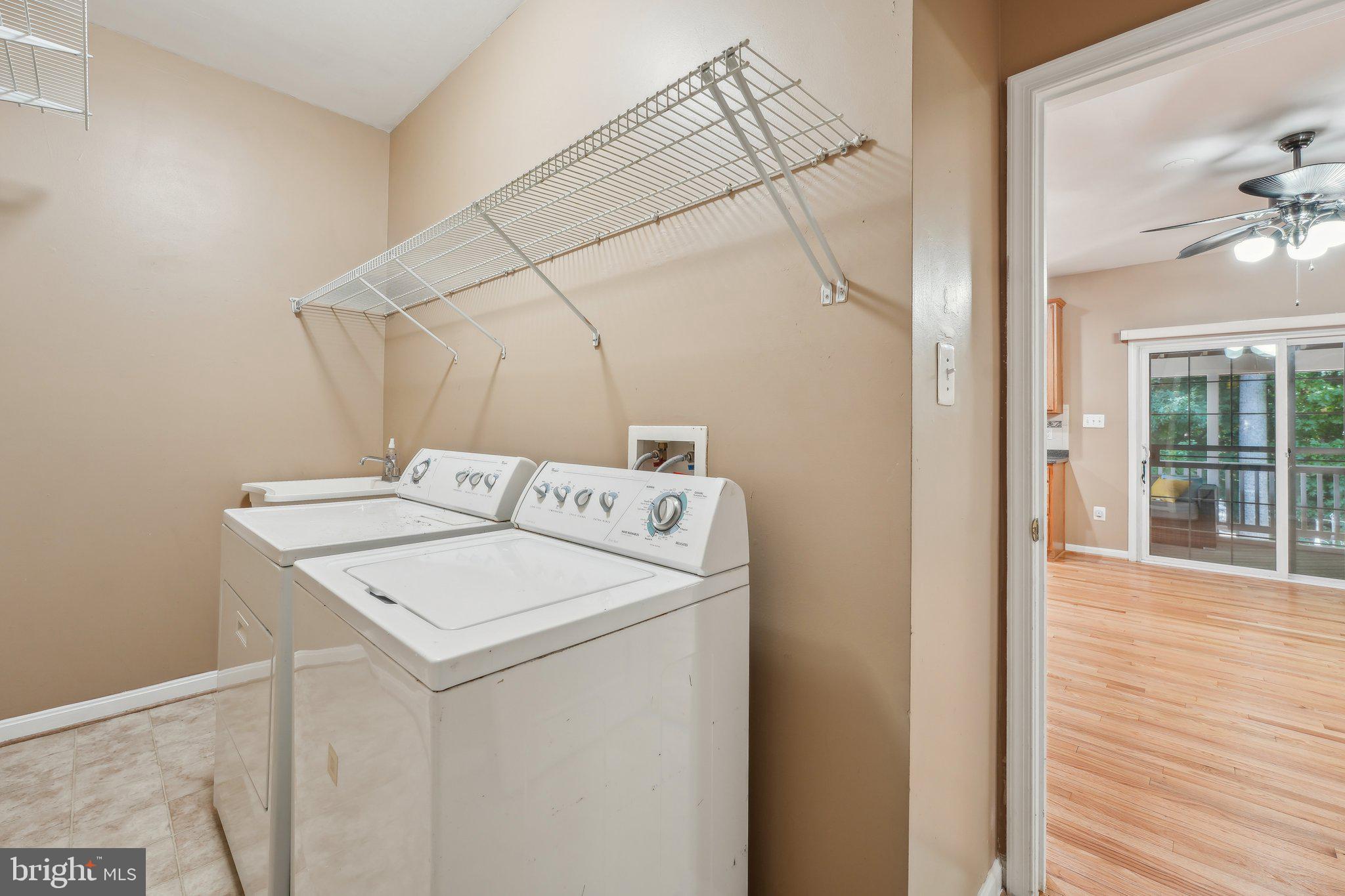 LINWOOD KNOLLS - Residential