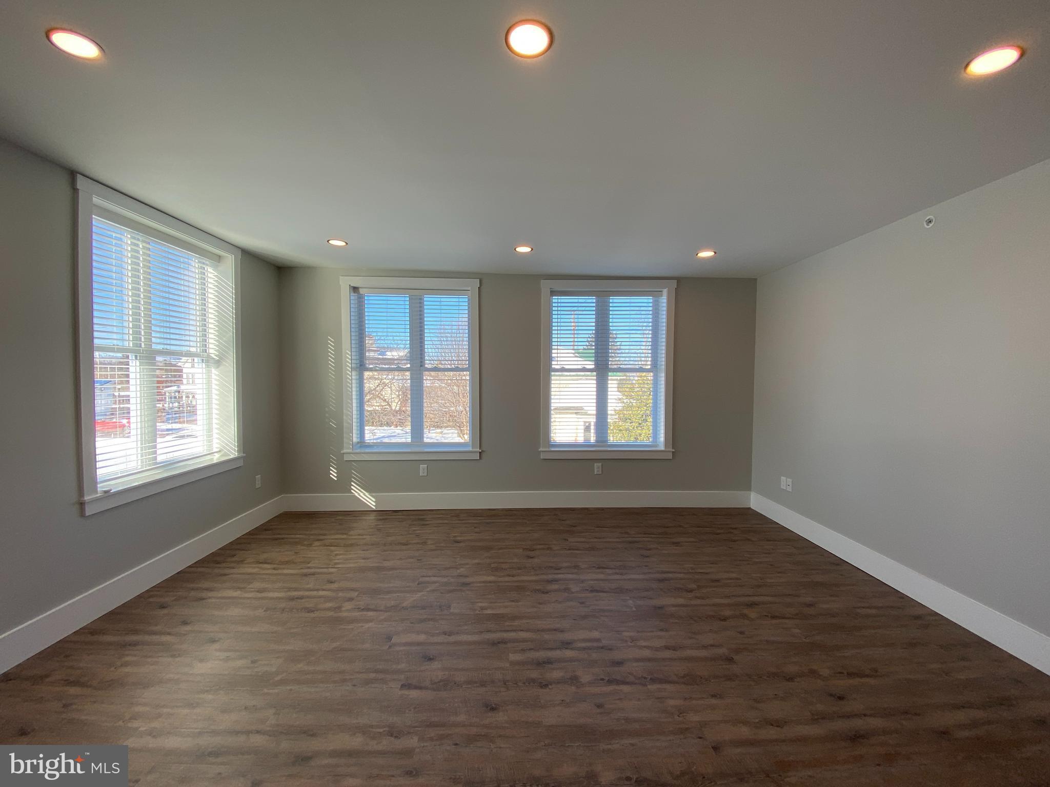 219 N HANOVER STREET 3