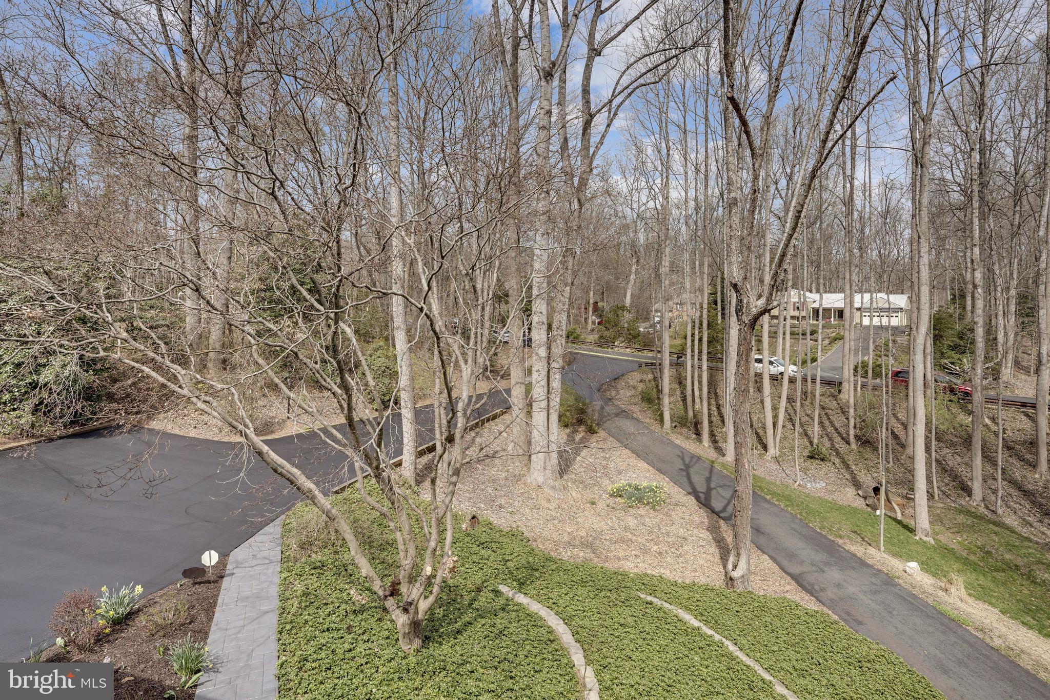 MOCKINGBIRD - Residential