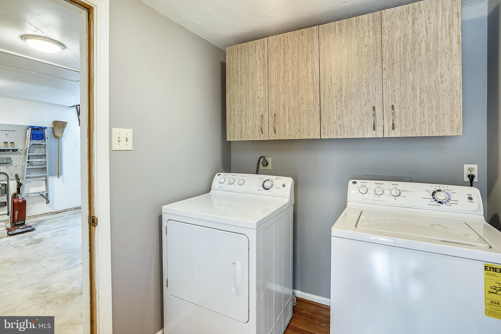 MOCKINGBIRD - Residential