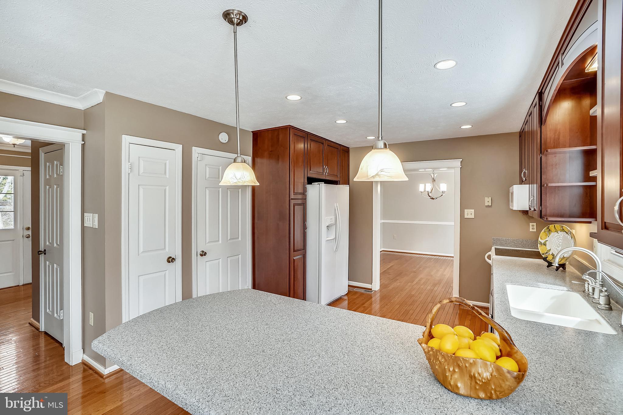 MOCKINGBIRD - Residential