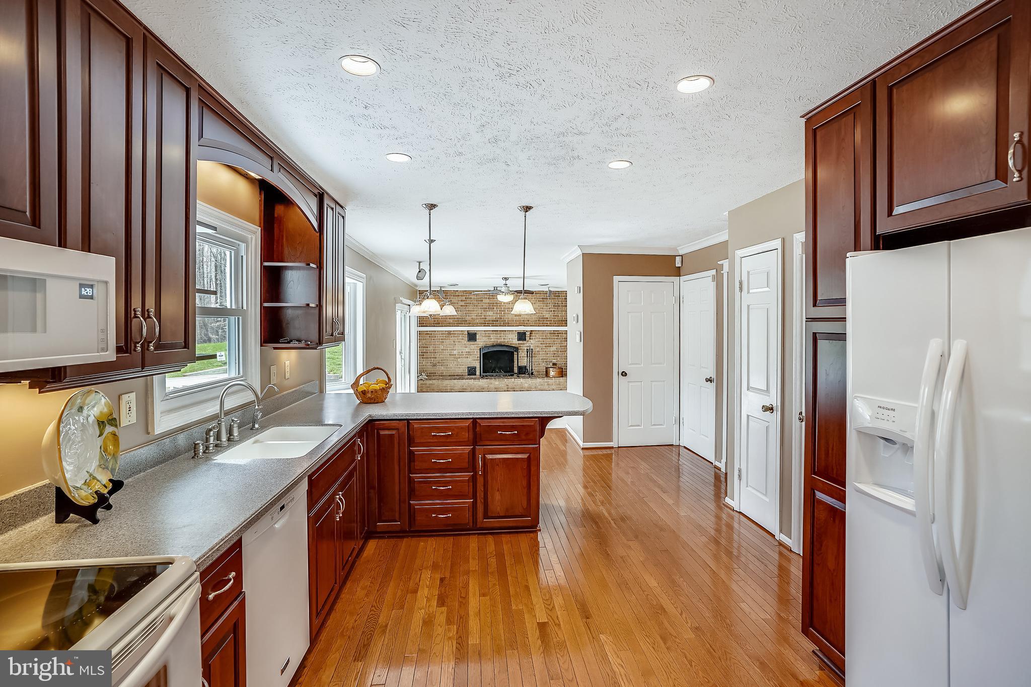 MOCKINGBIRD - Residential