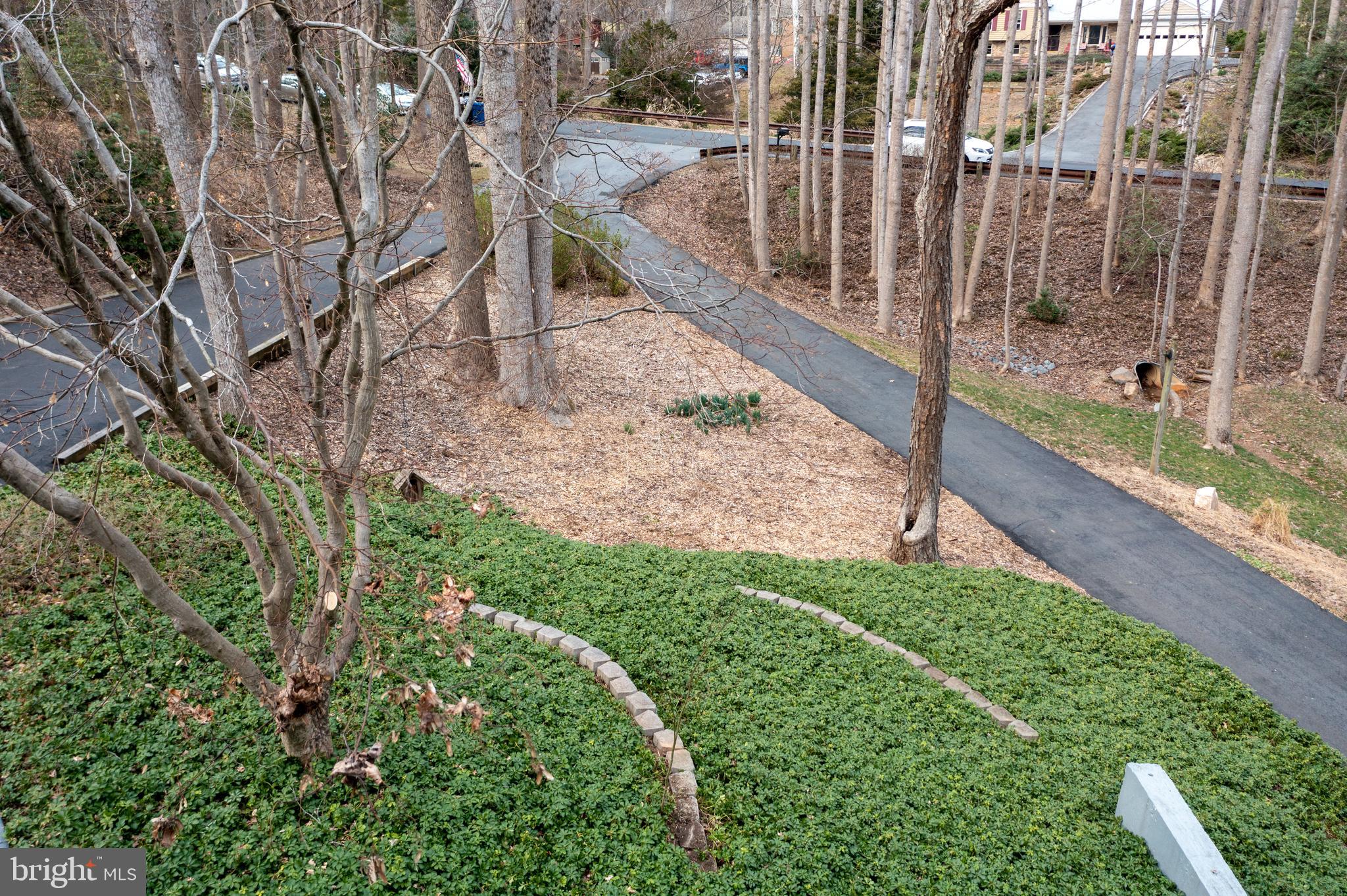 MOCKINGBIRD - Residential