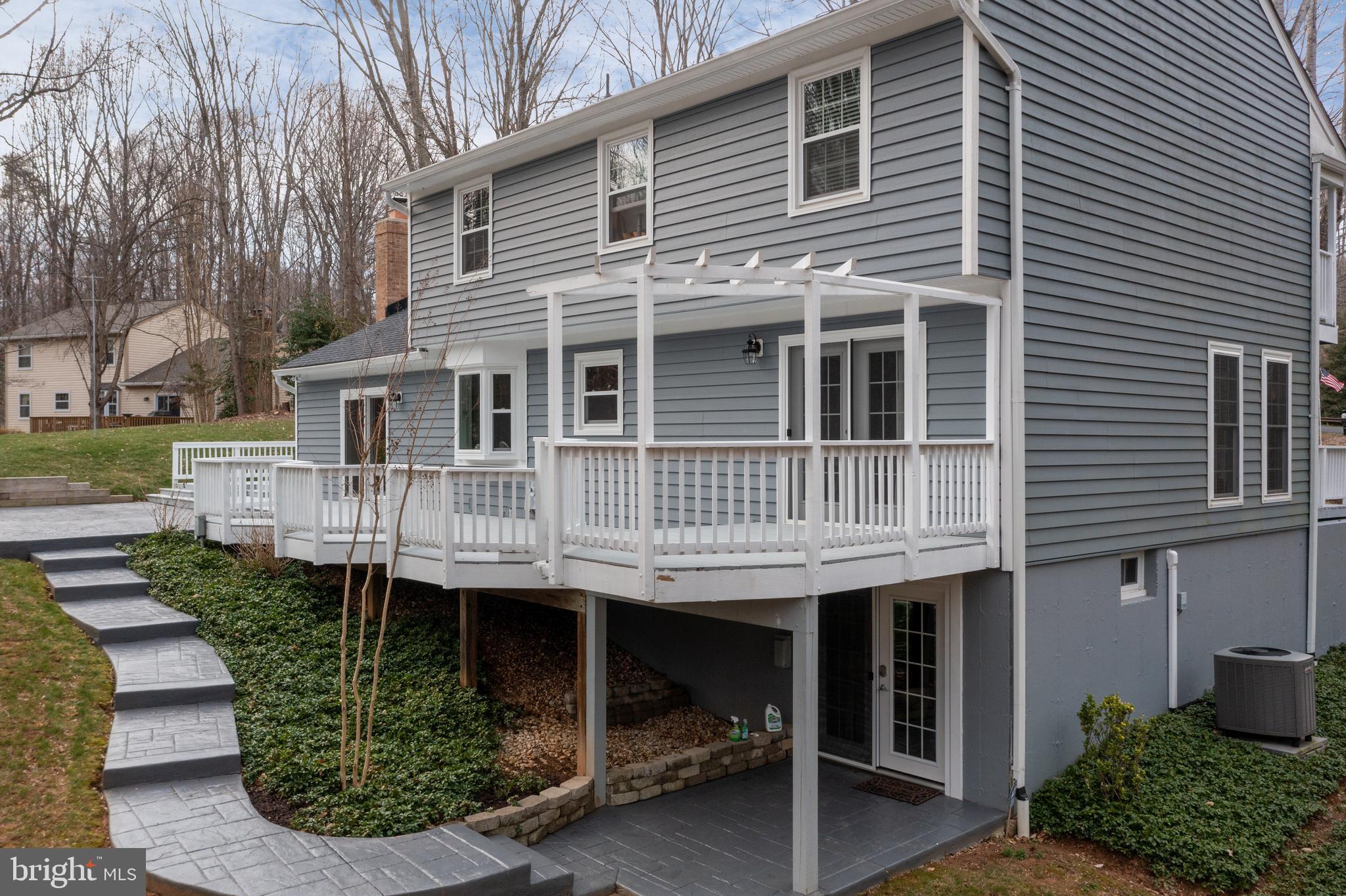 MOCKINGBIRD - Residential