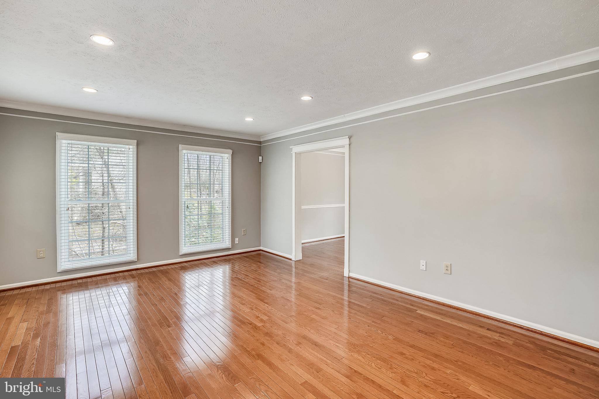 MOCKINGBIRD - Residential