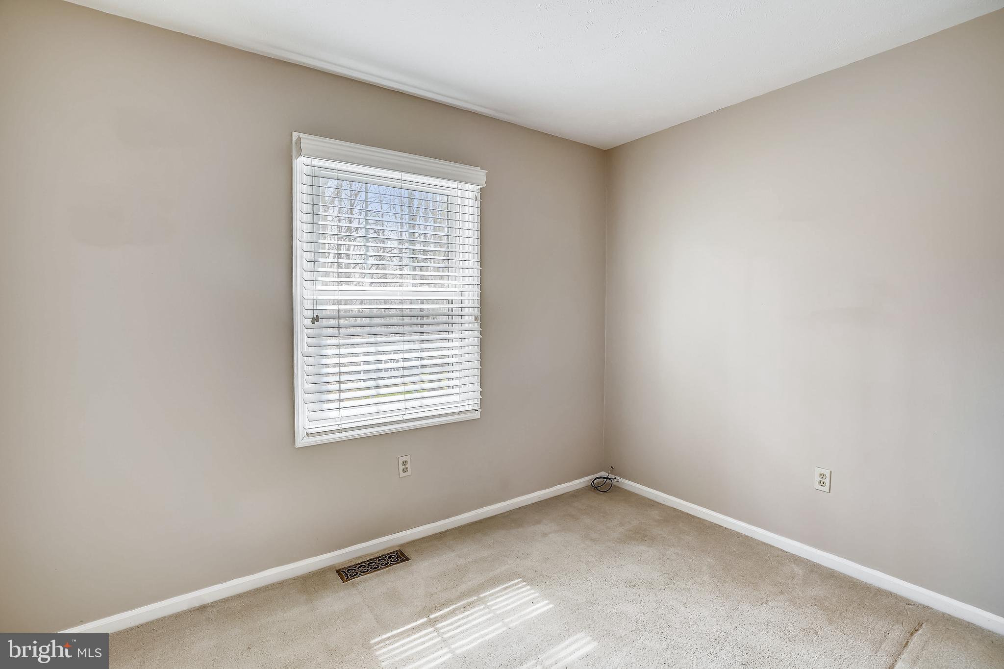 MOCKINGBIRD - Residential