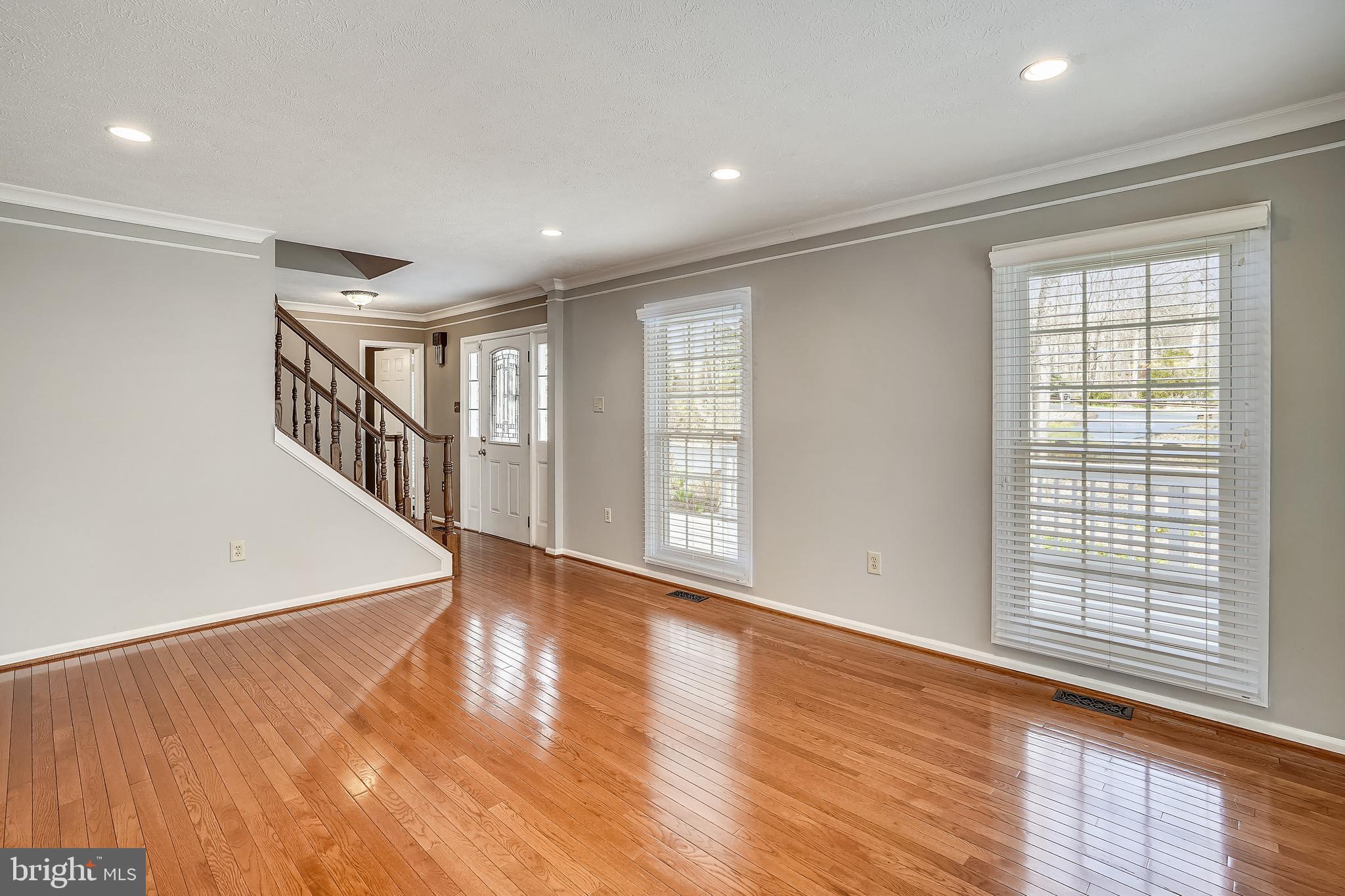 MOCKINGBIRD - Residential