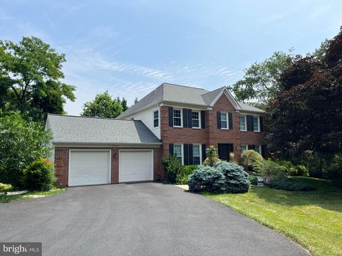 2707 EAST RIDGE COURT OAKTON VA 22124