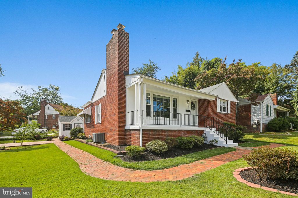 Photo of 2300 Homestead Drive, SILVER SPRING, MD 20902 (MLS # MDMC2199112)