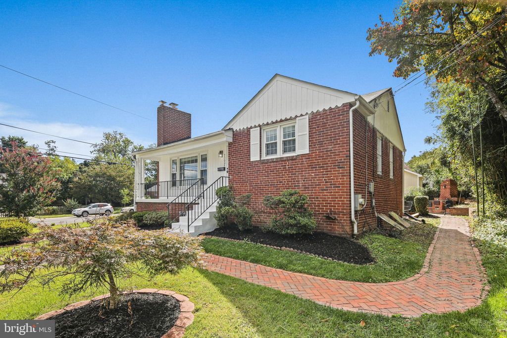 Photo of 2300 Homestead Drive, SILVER SPRING, MD 20902 (MLS # MDMC2199112)