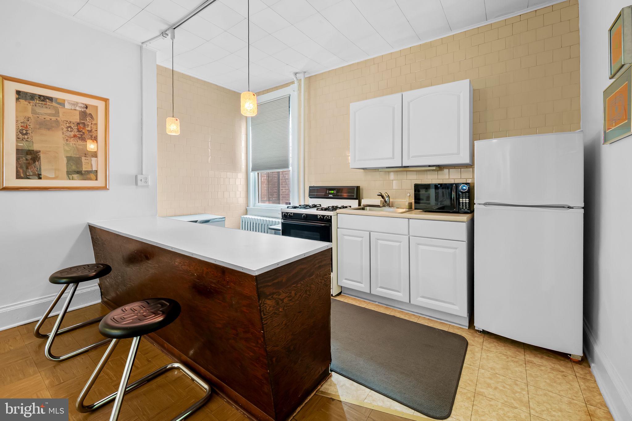 CHARLES VILLAGE - Residential