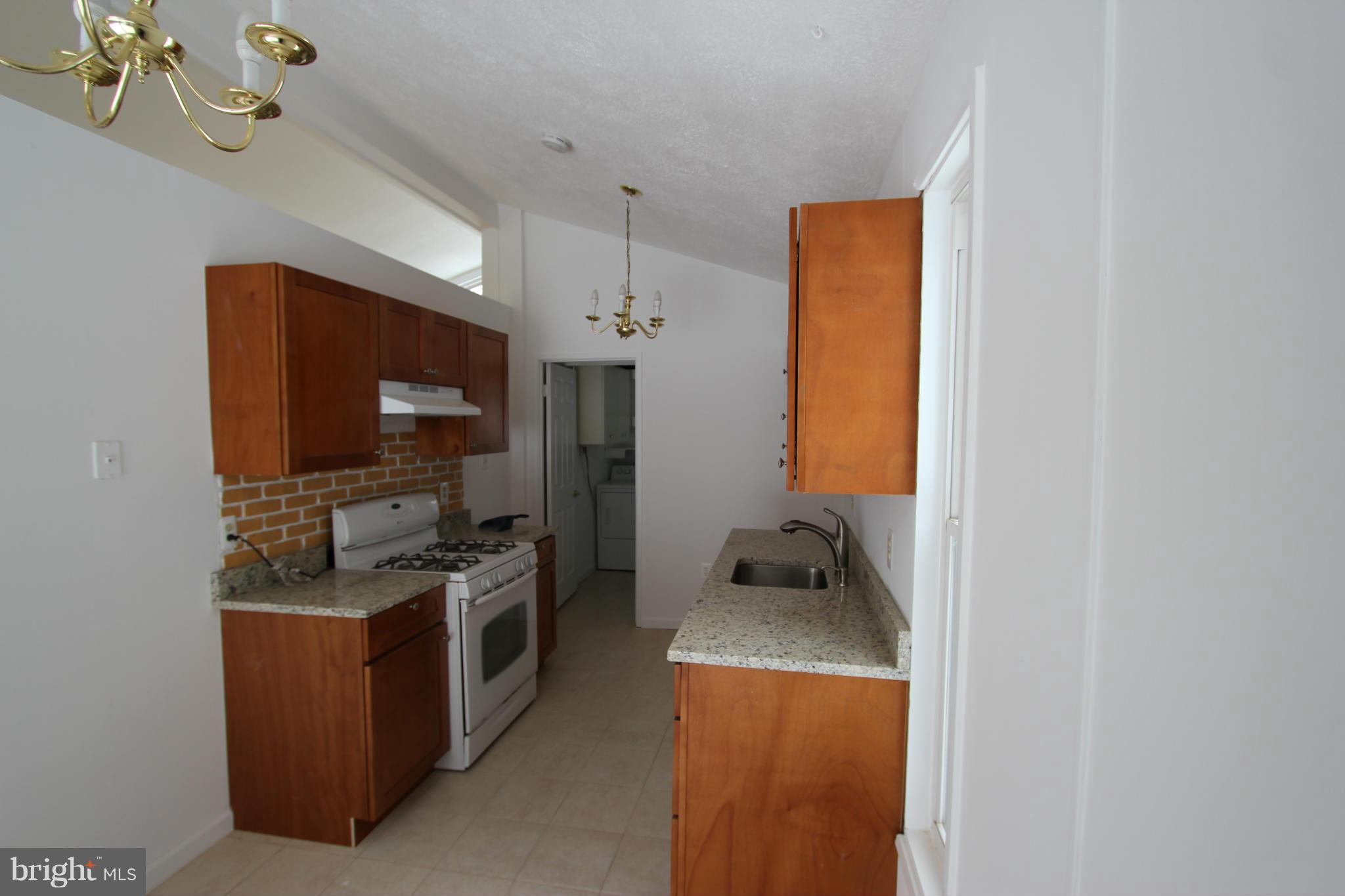 LAKE RIDGE - Residential