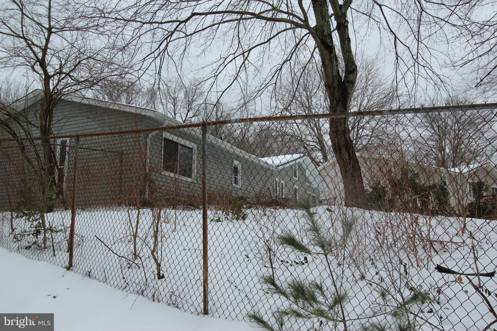 LAKE RIDGE - Residential