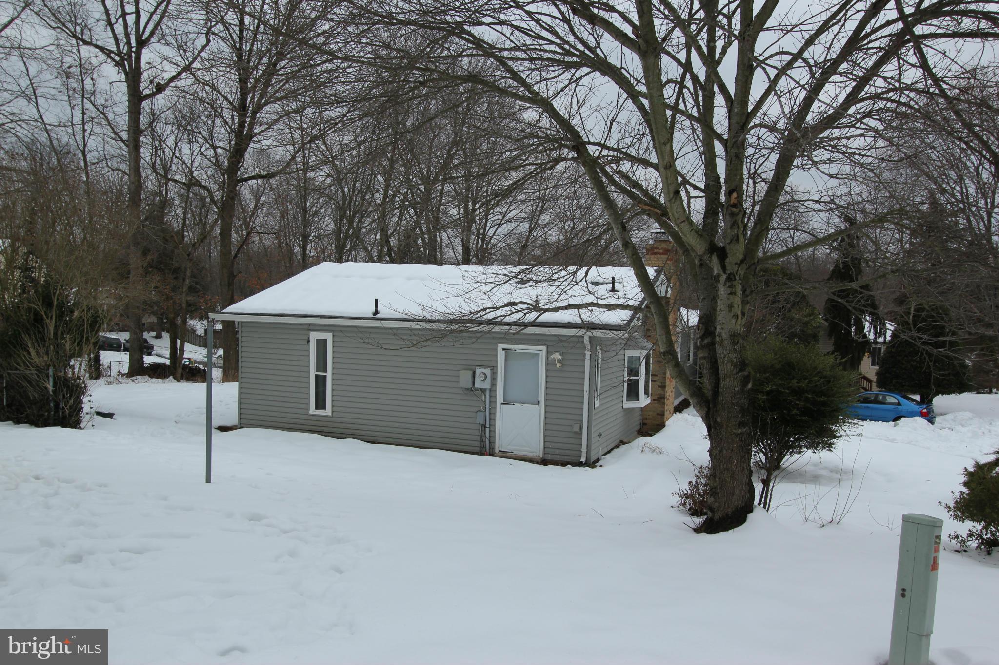 LAKE RIDGE - Residential