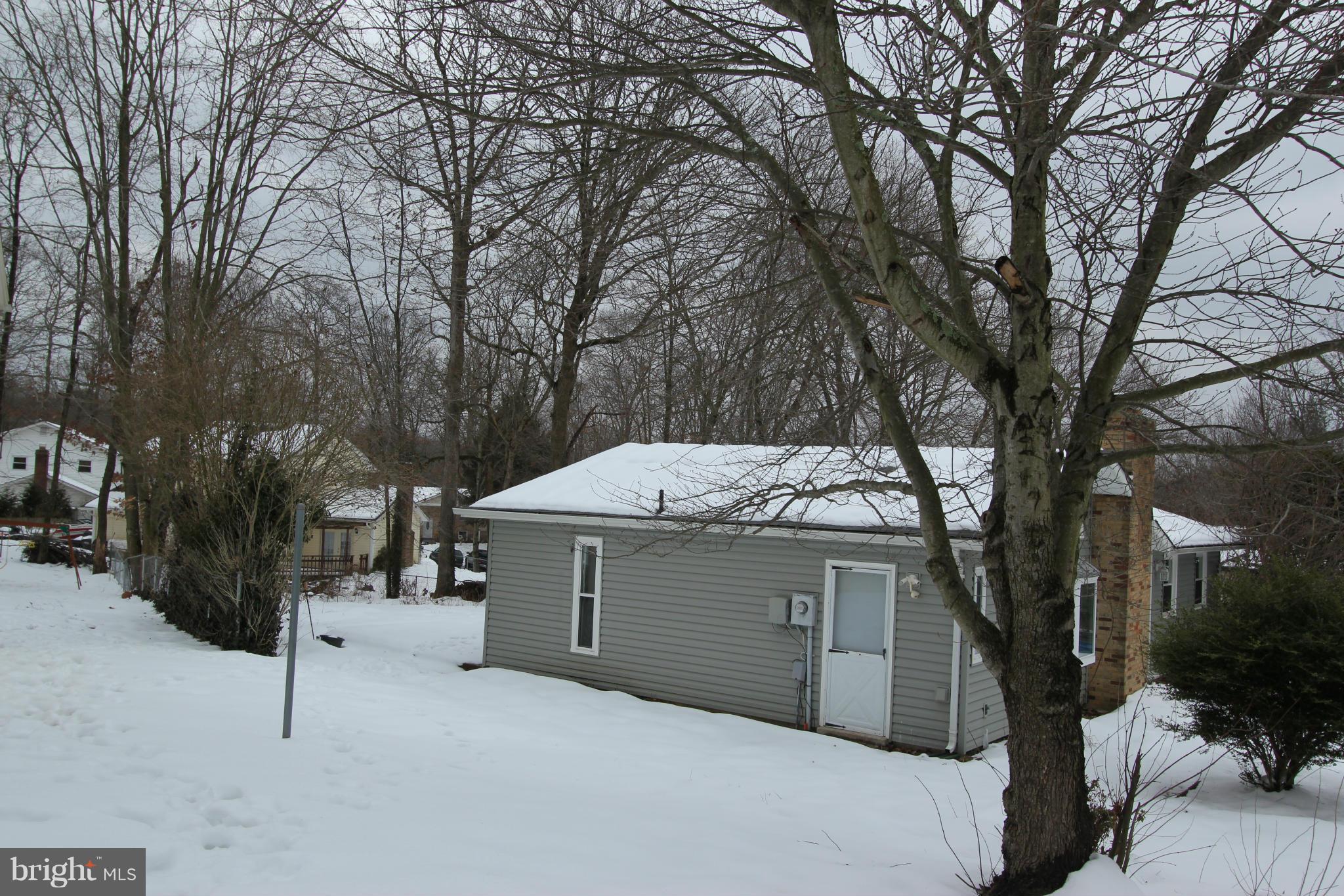 LAKE RIDGE - Residential