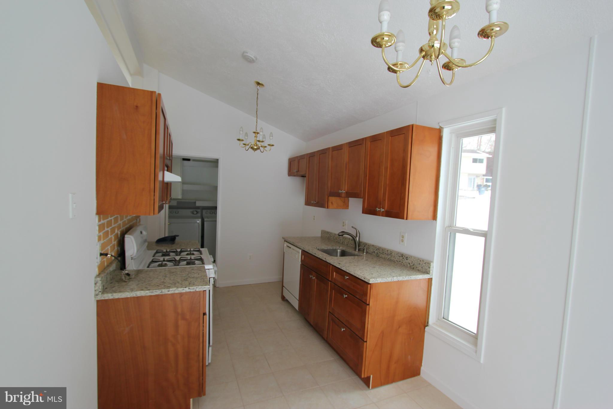 LAKE RIDGE - Residential