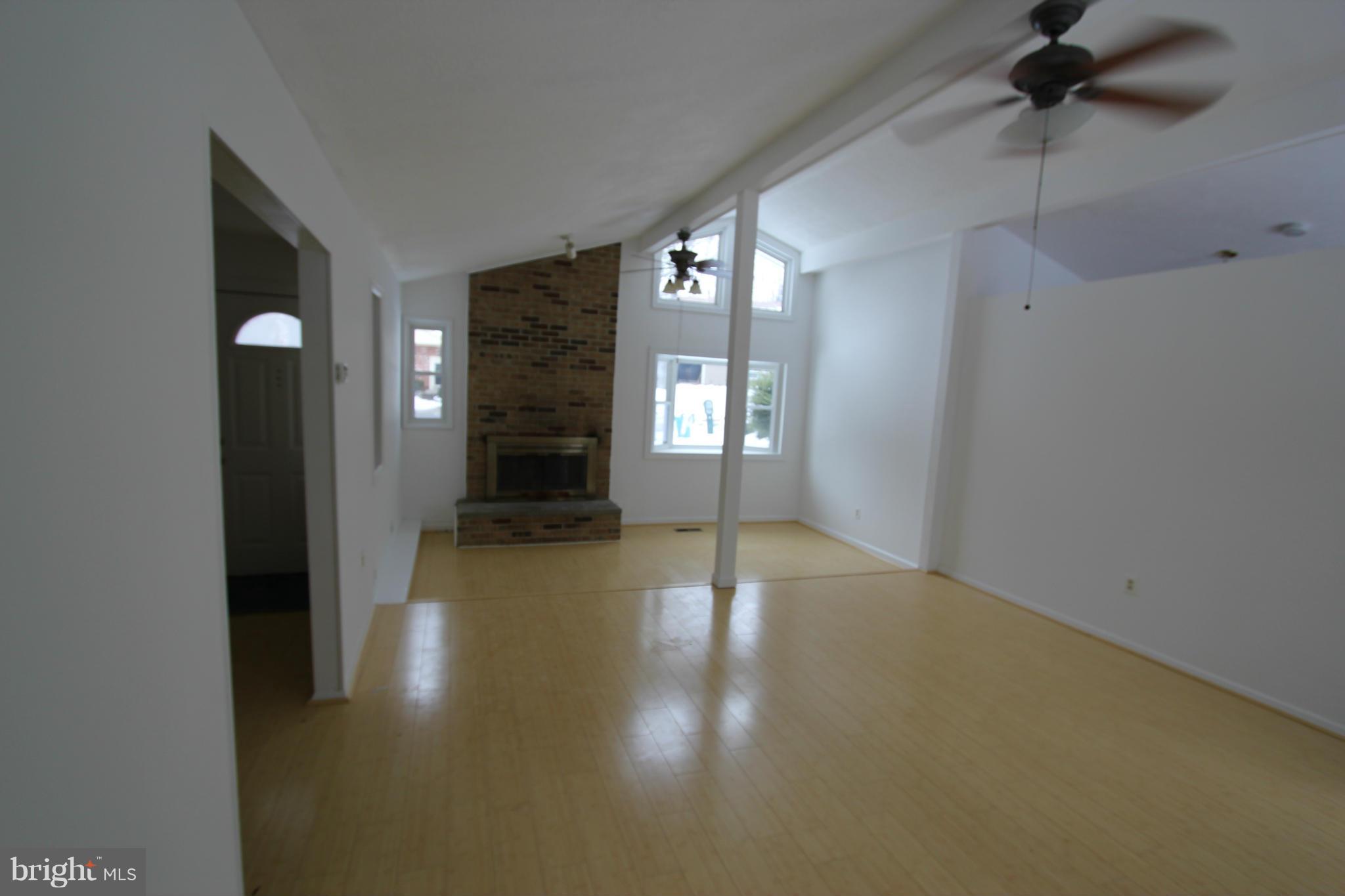 LAKE RIDGE - Residential