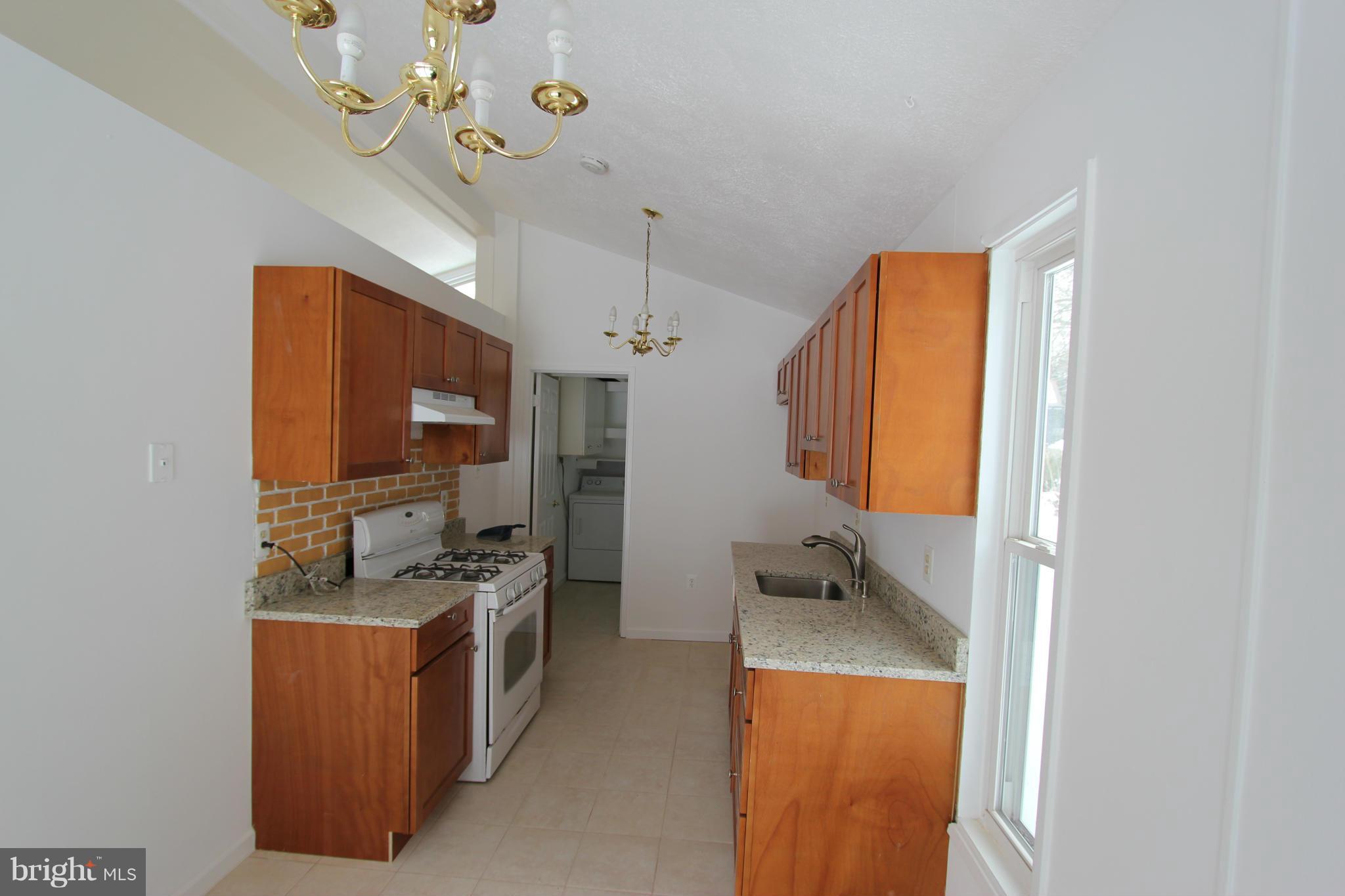 LAKE RIDGE - Residential