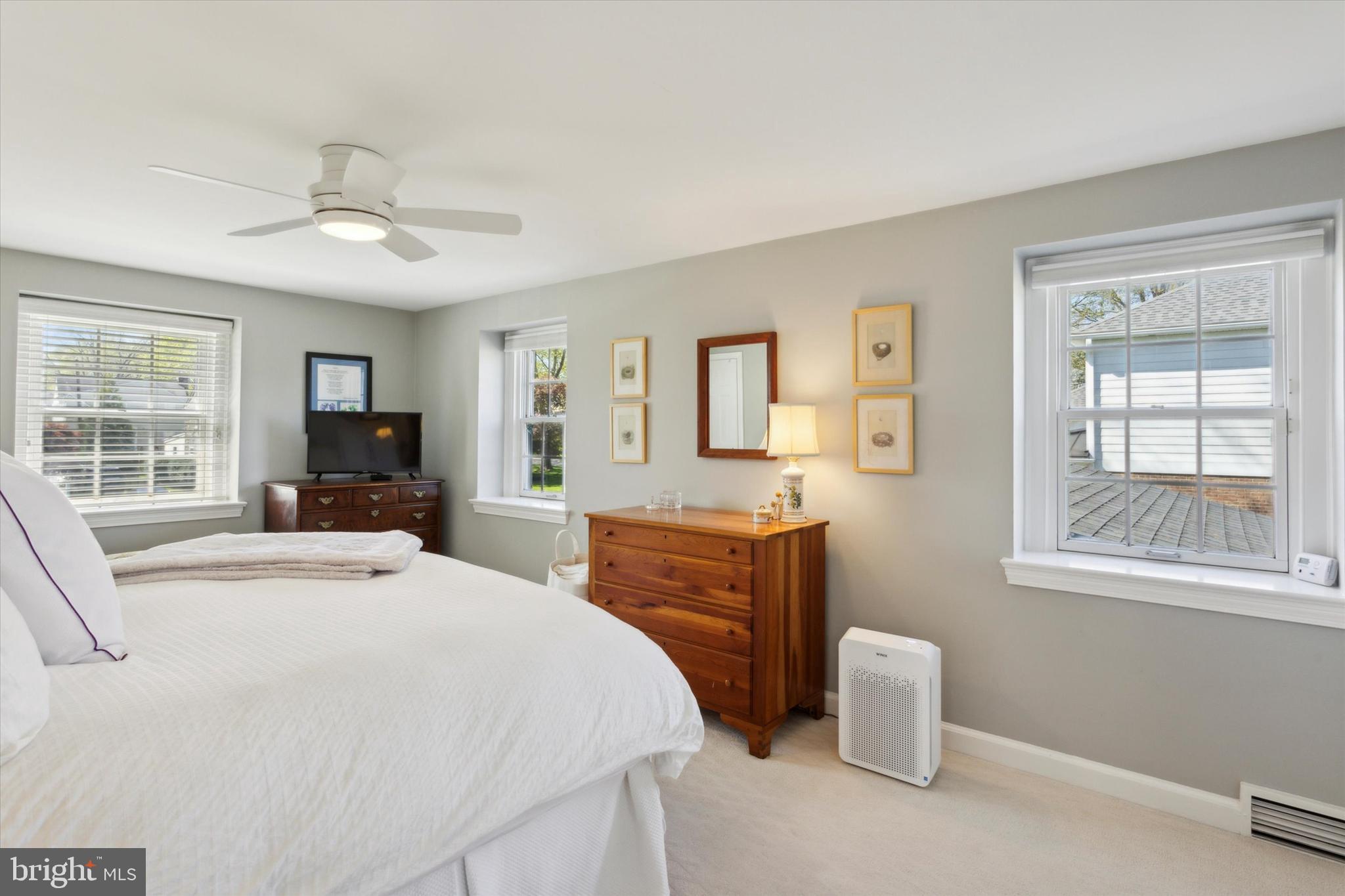 MERION GOLF MANOR - Residential